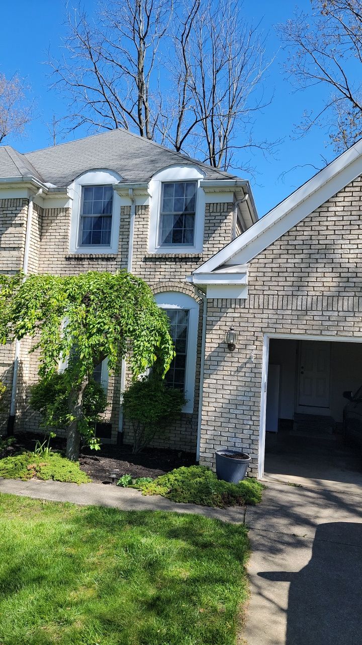 Brand: Atlas Pinnacle Color: Pristine Scotchgarde Black Drip: Black by Eagle Eye Roofing