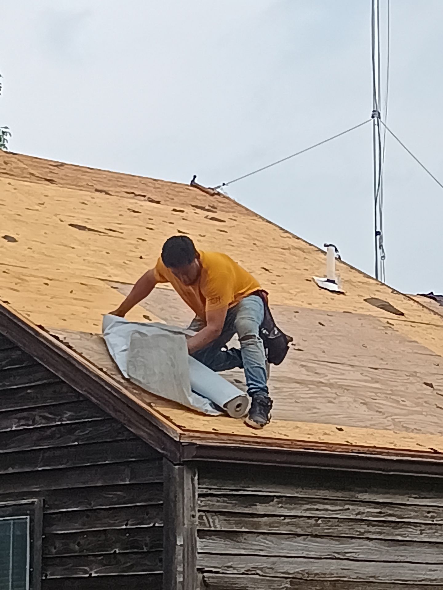 Roof Replacement for Multi-Level Home in Sulphur, Oklahoma by BANA Roofing and Solar Supply