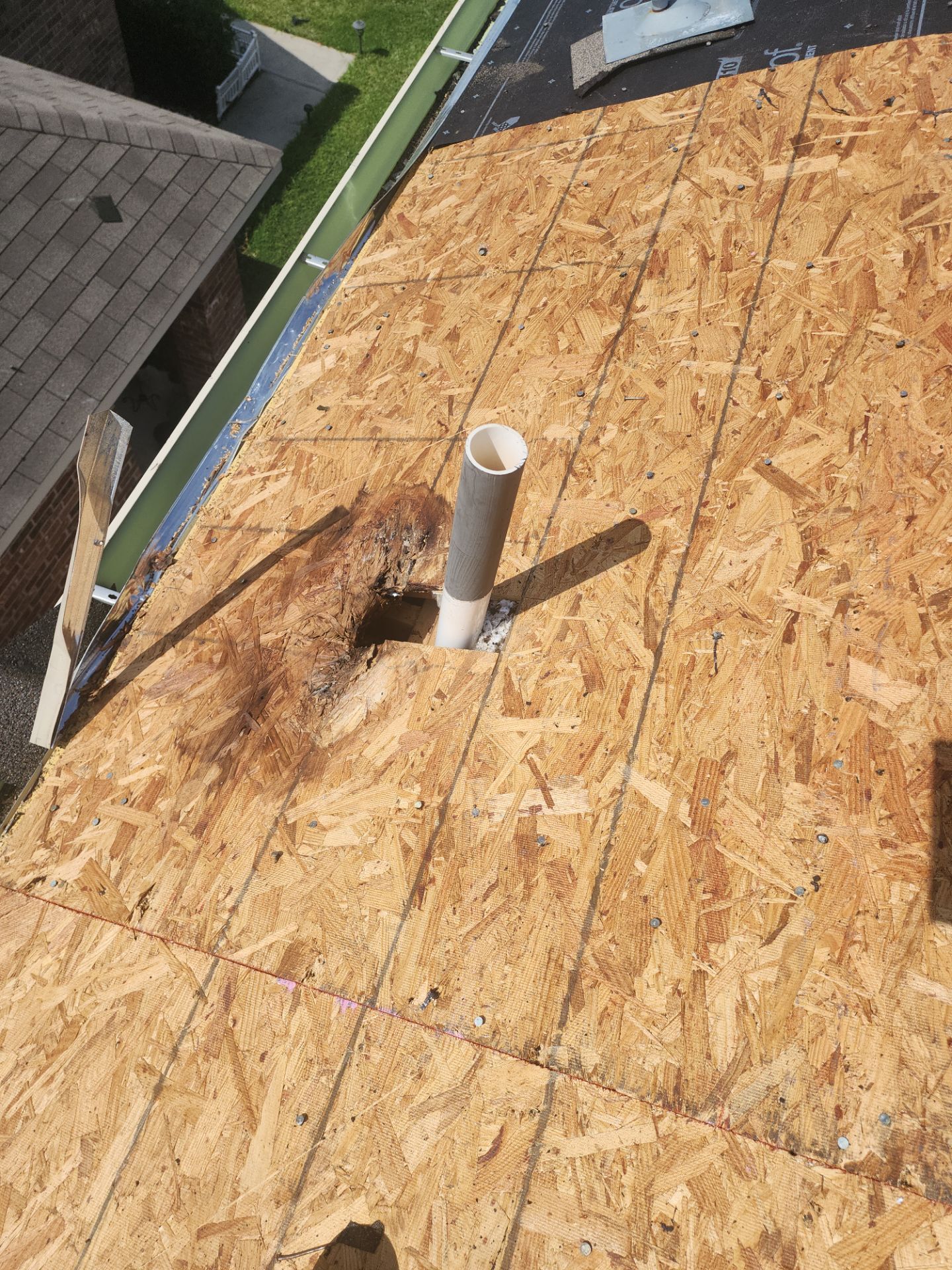Residential Roofing Installation using Owen's Corning Duration (Lifetime) Shingles by Roof Repair Company