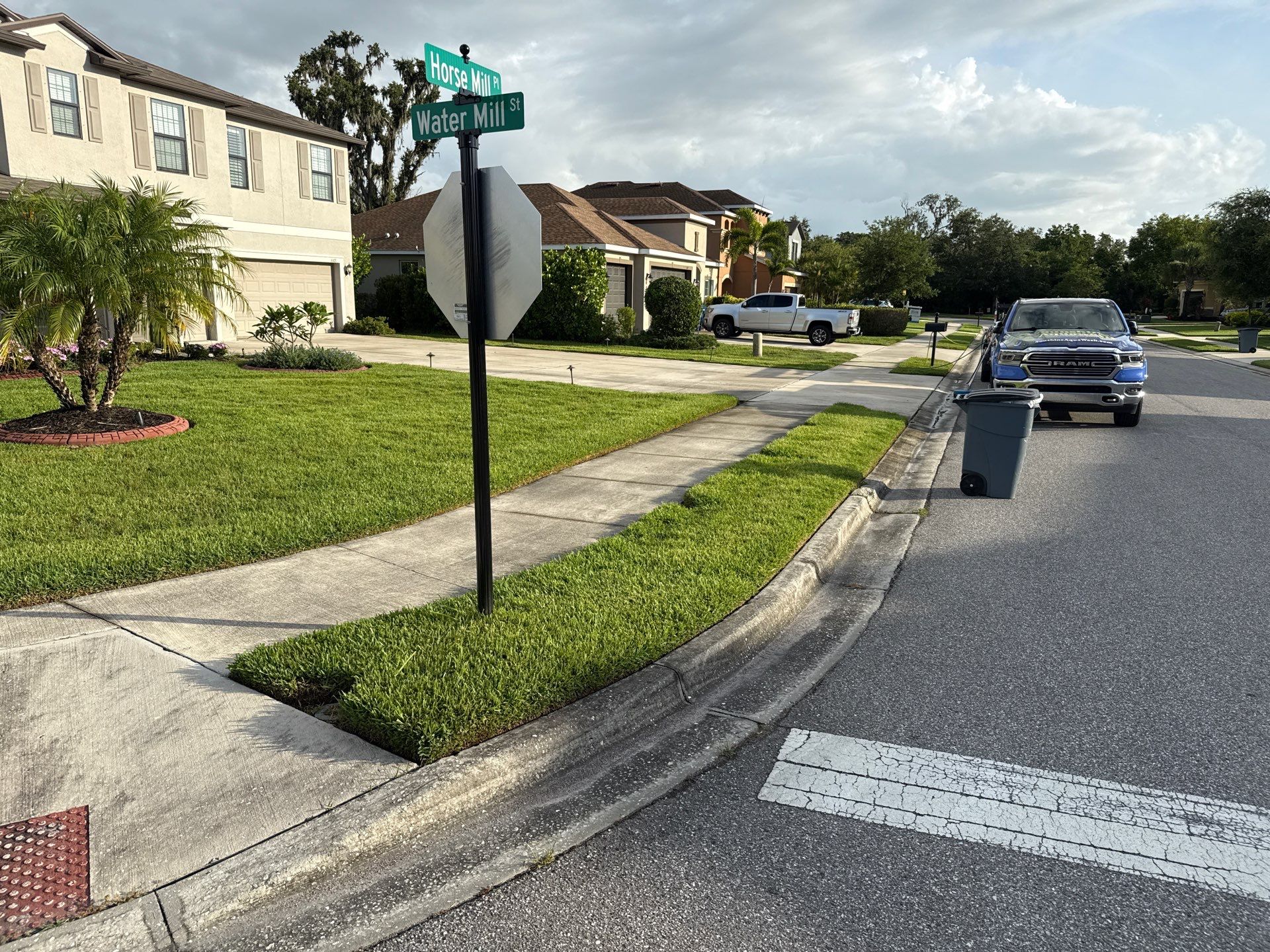 Large Corner Lot Concrete Cleaning in Old Mill Preserve – Palmetto, FL by Sunshine AquaWash