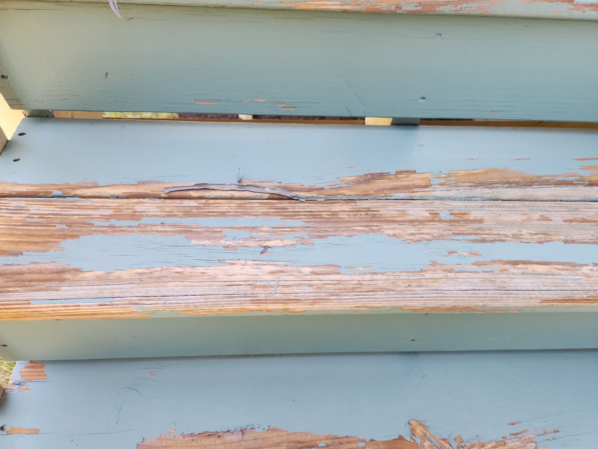 Weathered Deck using AcryFin by DuraSeal
