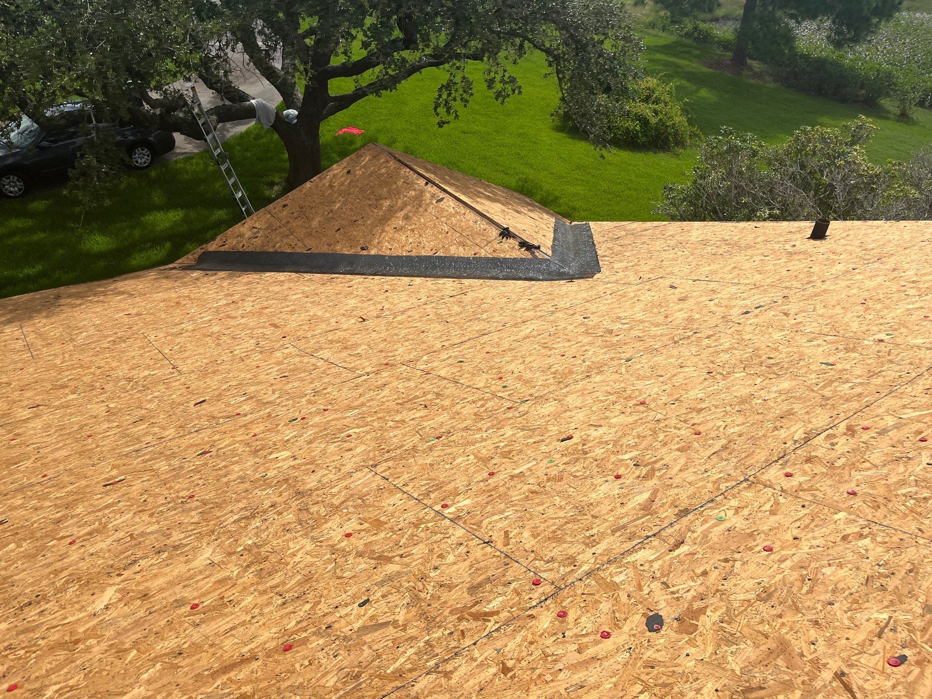 Residential Roofing Installation using Owen's Corning Duration (Lifetime) Shingles by Roof Repair Company