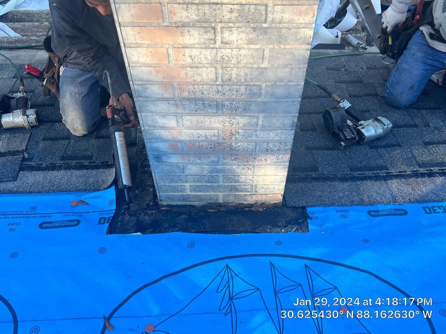 Roof replacement by American Roofing & Construction LLC