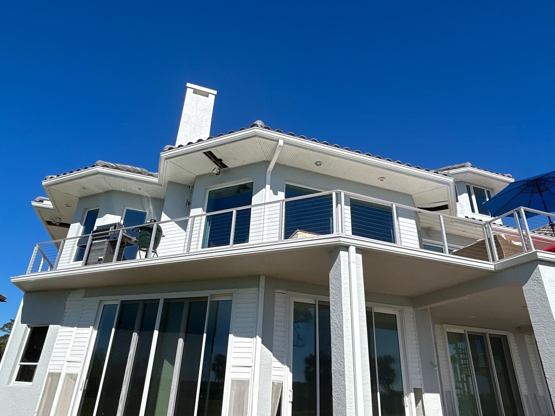 7-Inch Seamless Gutters Installation in Bradenton FL by Gutter Professors