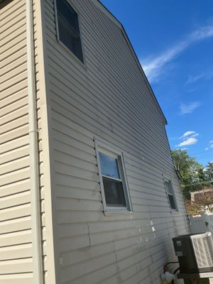 Gutter Cleaning in Pequannock, NJ — Gallo Bros job photo