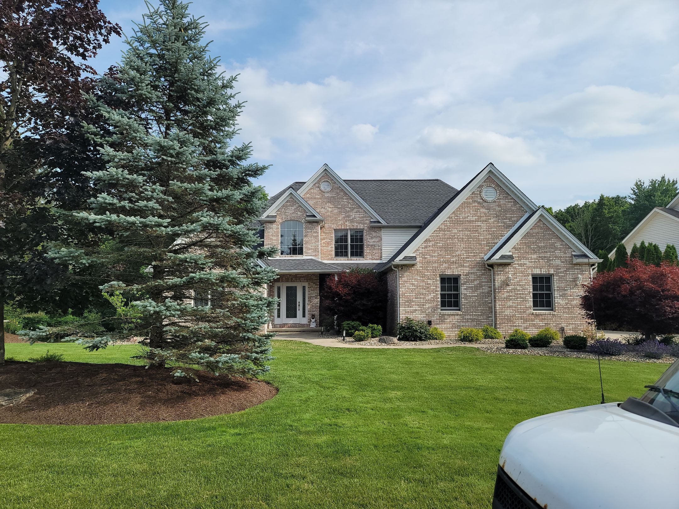 GAF Timberland Color: Pewter Gray by Eagle Eye Roofing