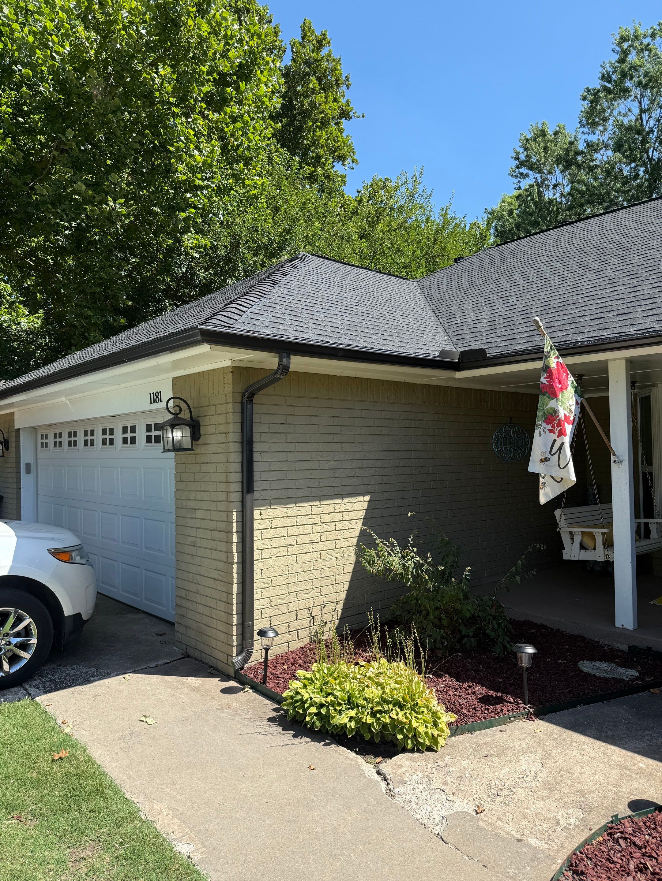 GAF Timberline HDZ Reroof - Gutters, Garage Door & Full Upgrade - Norman, OK by 5Coat Roofing & Construction