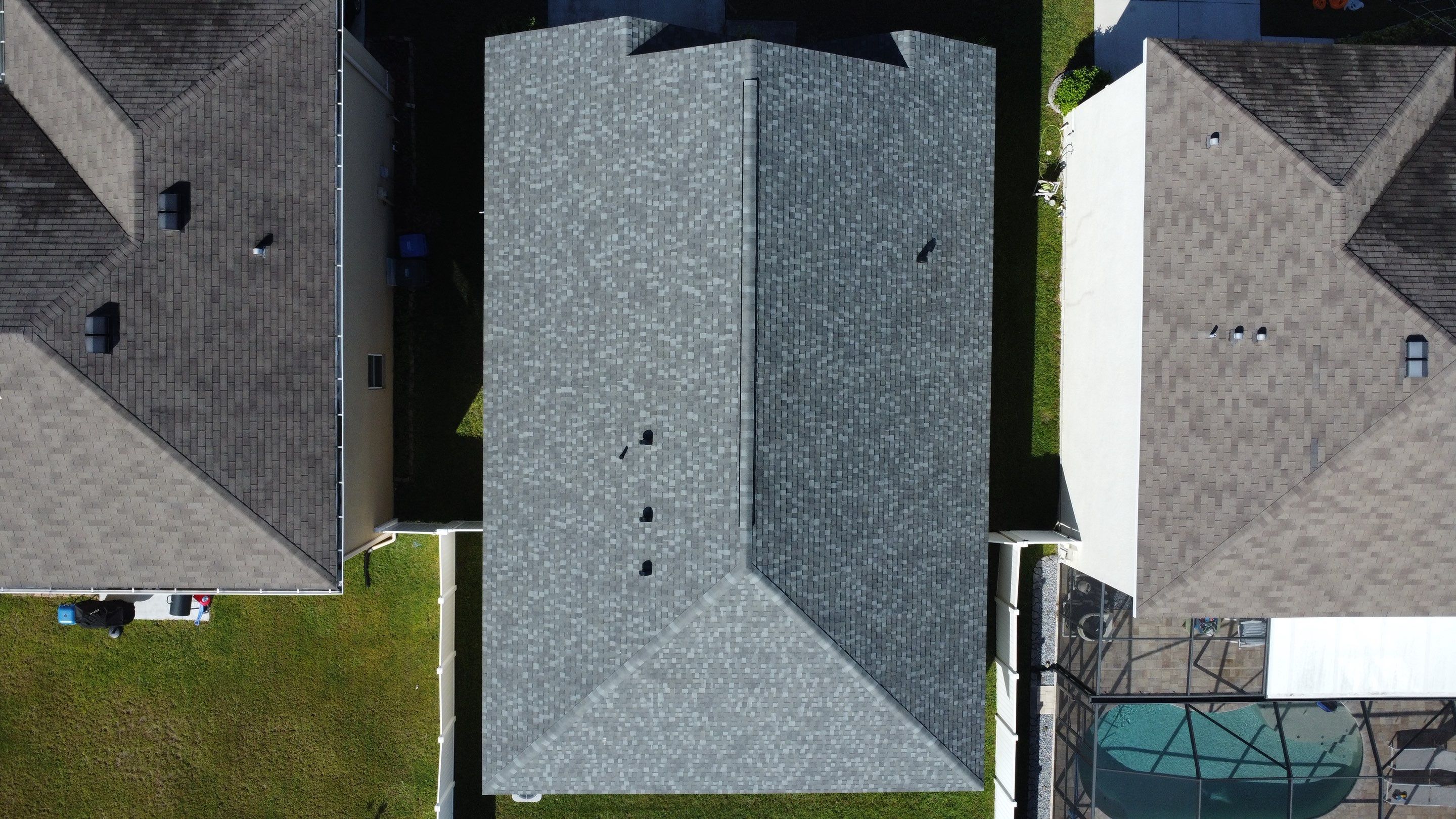 Roof Replacement in Gibsonton, FL by Steadfast Roofing 
