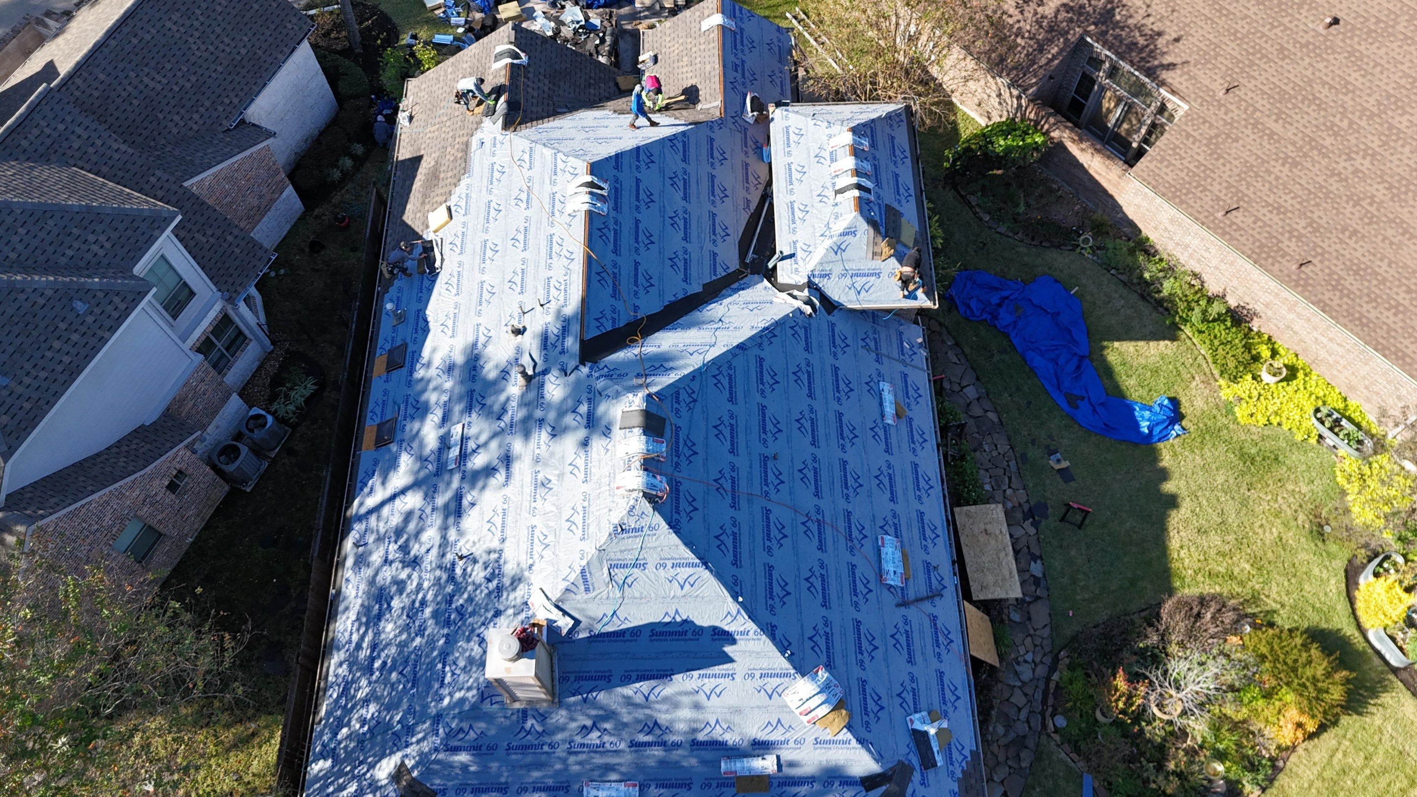 Kingwood Roof Installation using Atlas Pinnacle Pristine by Modern BYLT Roofing & Construction