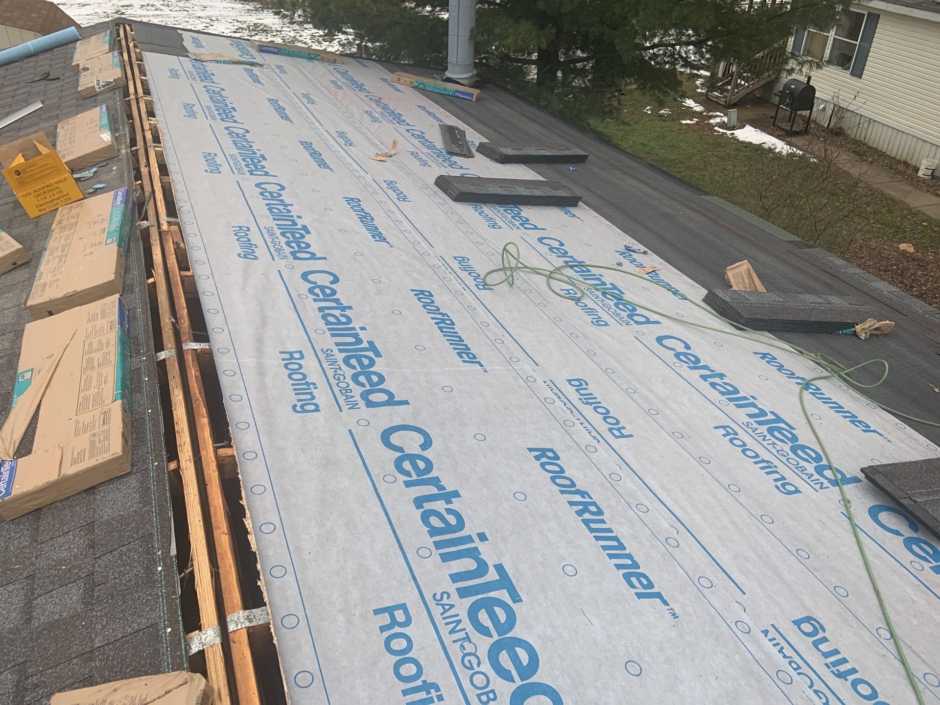 Roof Replacement using CertainTeed Landmark by 180 Contractors
