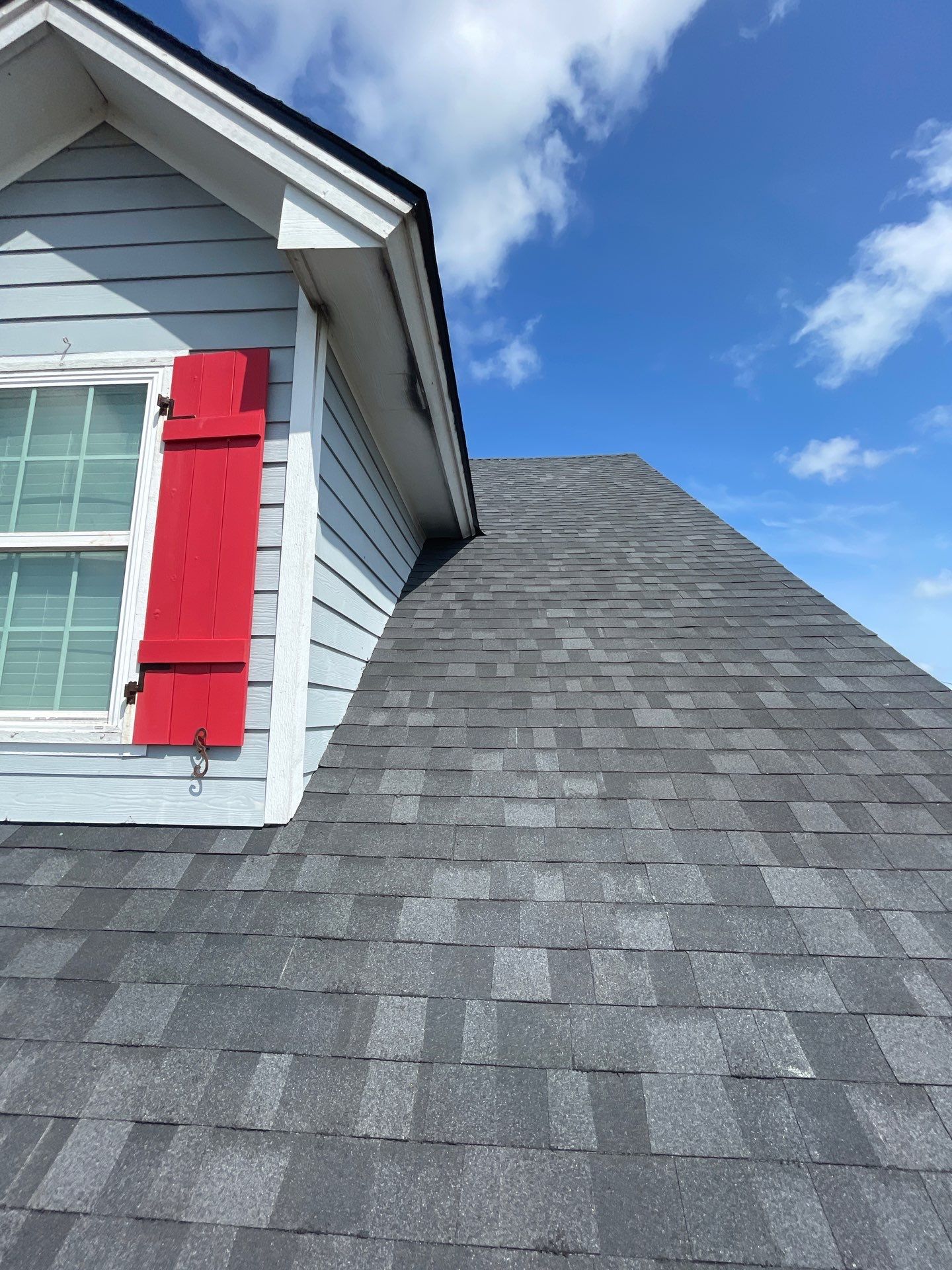 Big South Side Country Home by Bayfront Roofing and Construction