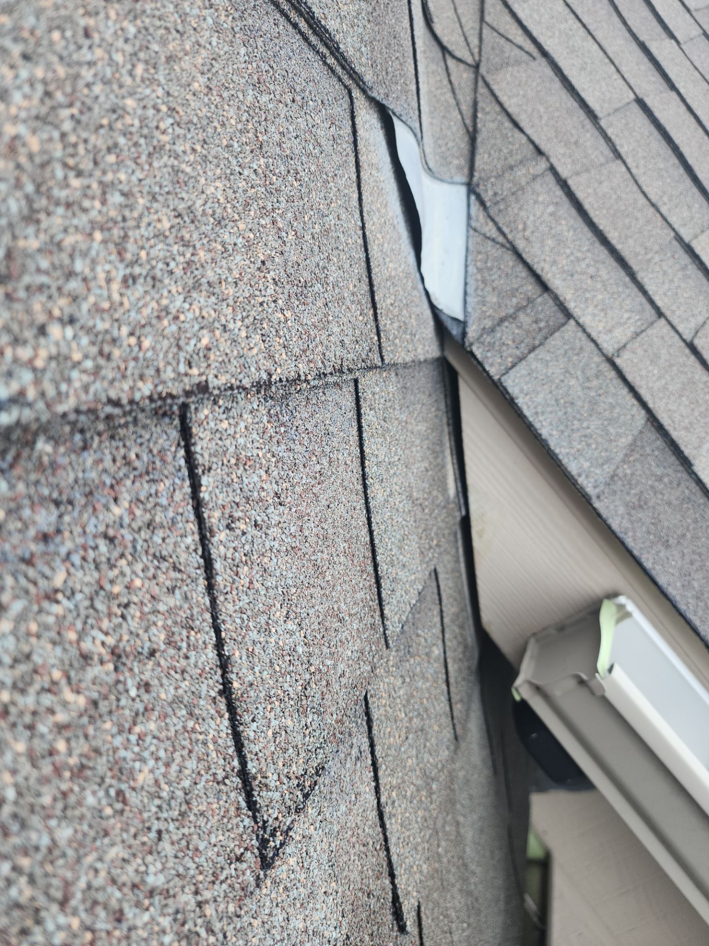 Hail Damage using Owen's Corning Duration (Lifetime) Shingles by Roof Repair Company