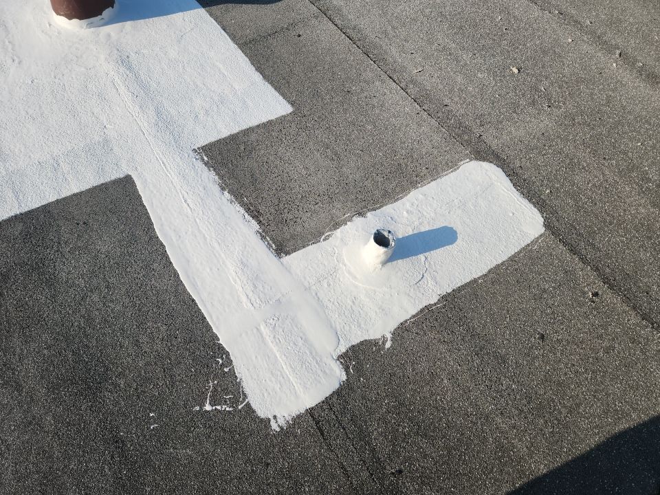 Silicone roof coating using Silicone Coating by Aastro Roofing
