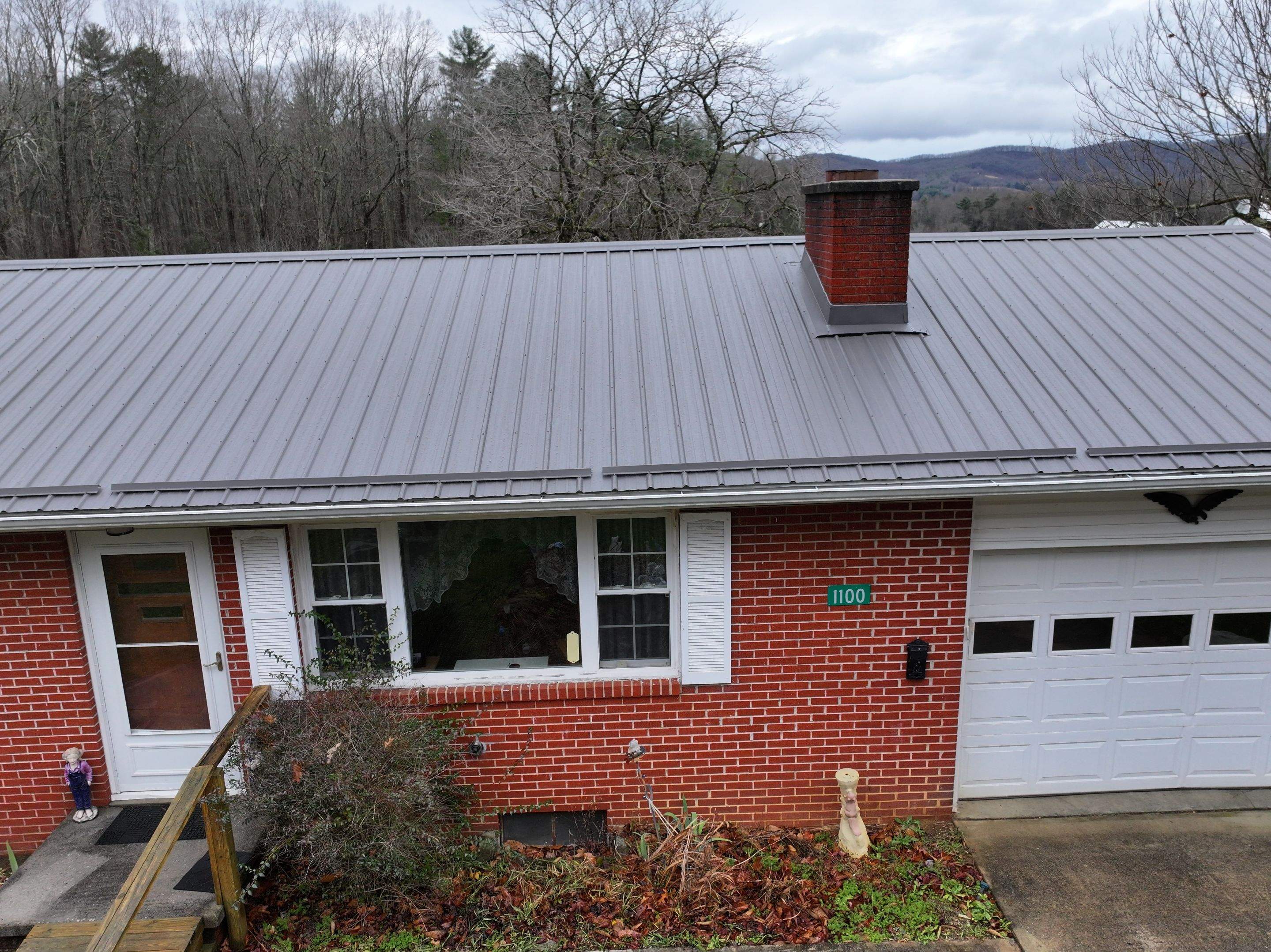 Schofield Residence by Omnia Roofing