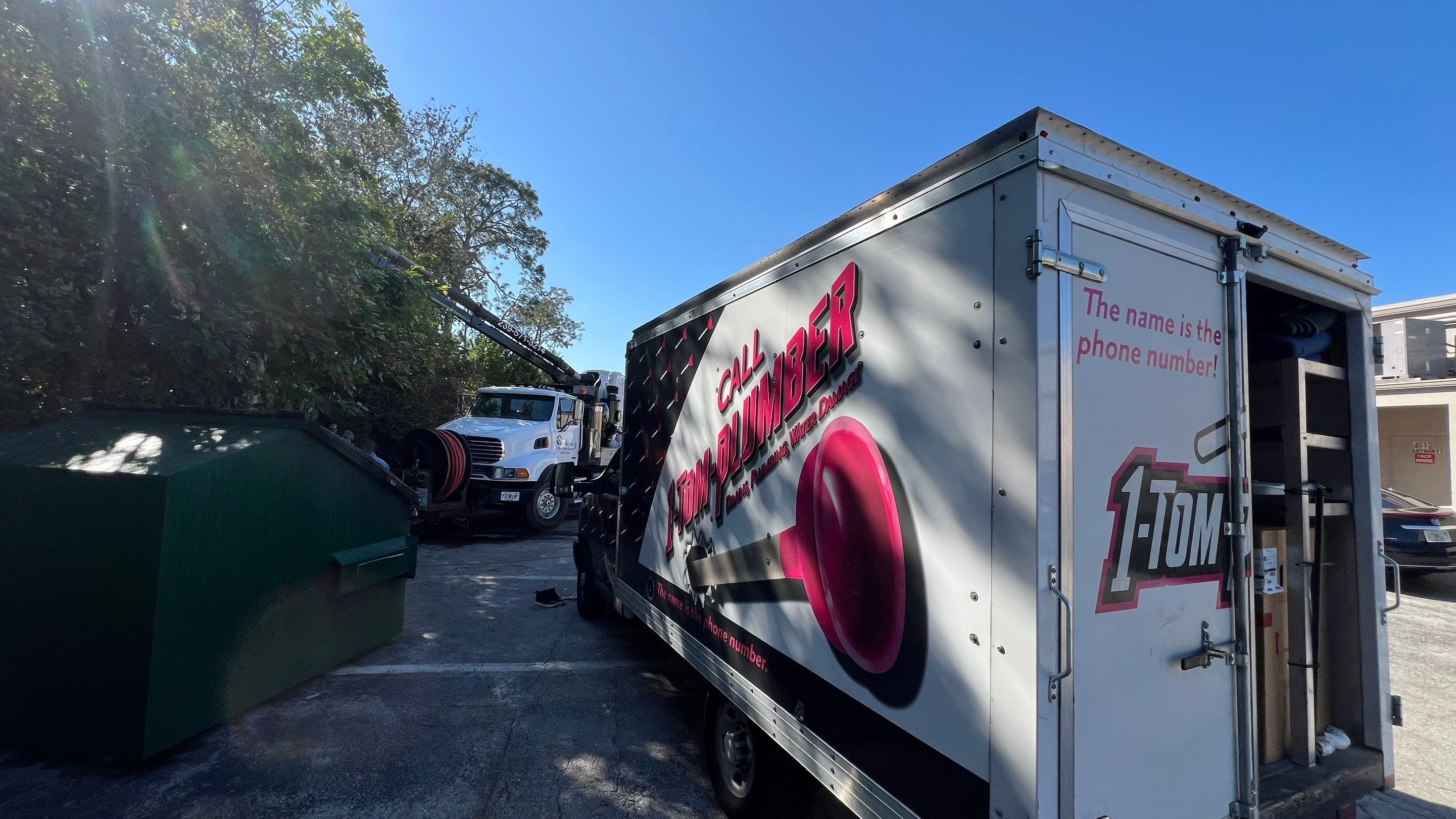 Hydro Excavating a Water Main for Repair by APS Power & Water