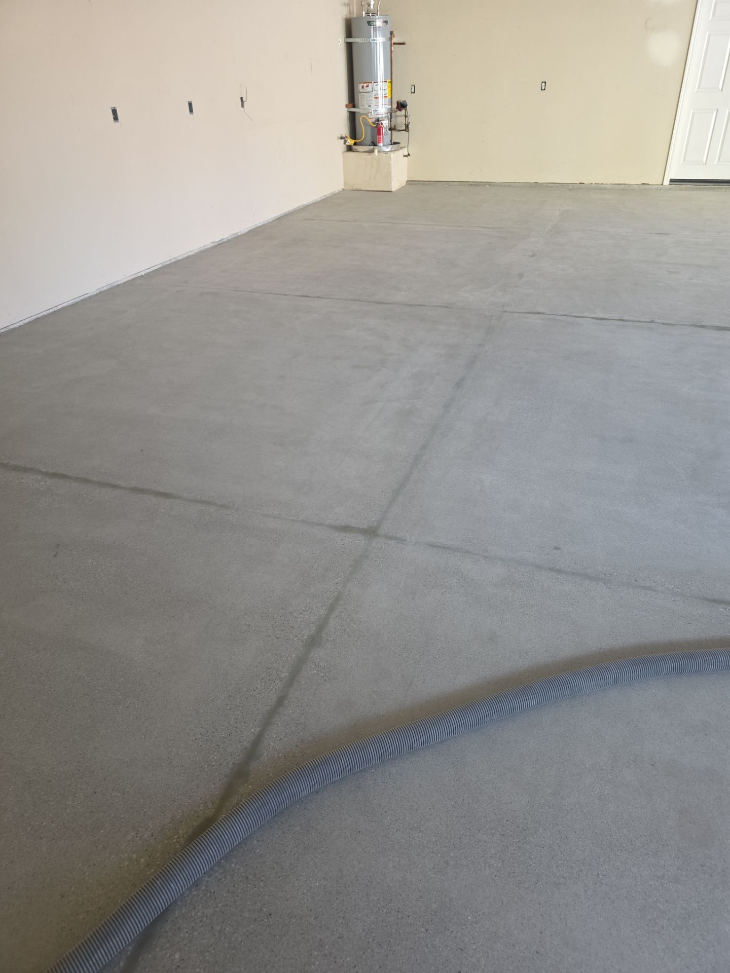 Simiron Autumn Brown Polyurea Garage Floor Coating in Paso Robles by MGP Coatings