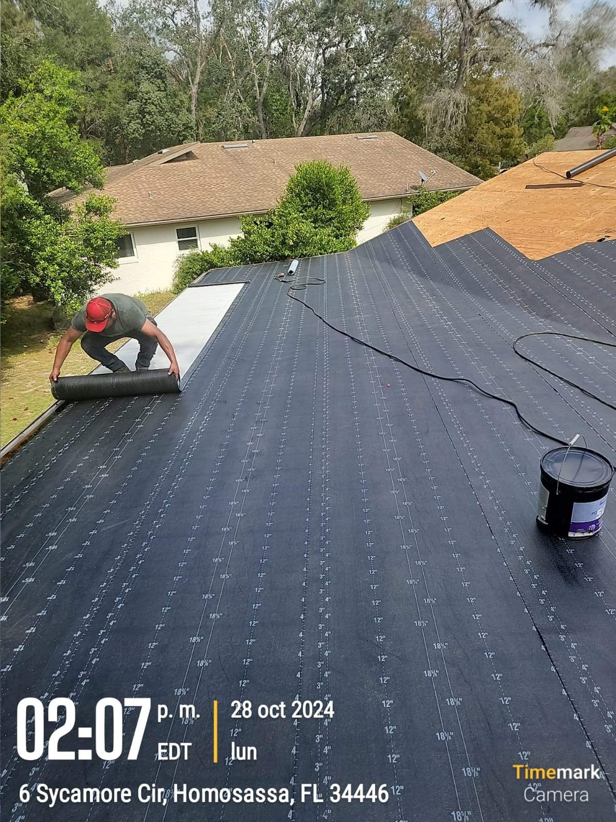 Residential Roofing Installation using Owen's Corning Shingles by RoofGuru AI