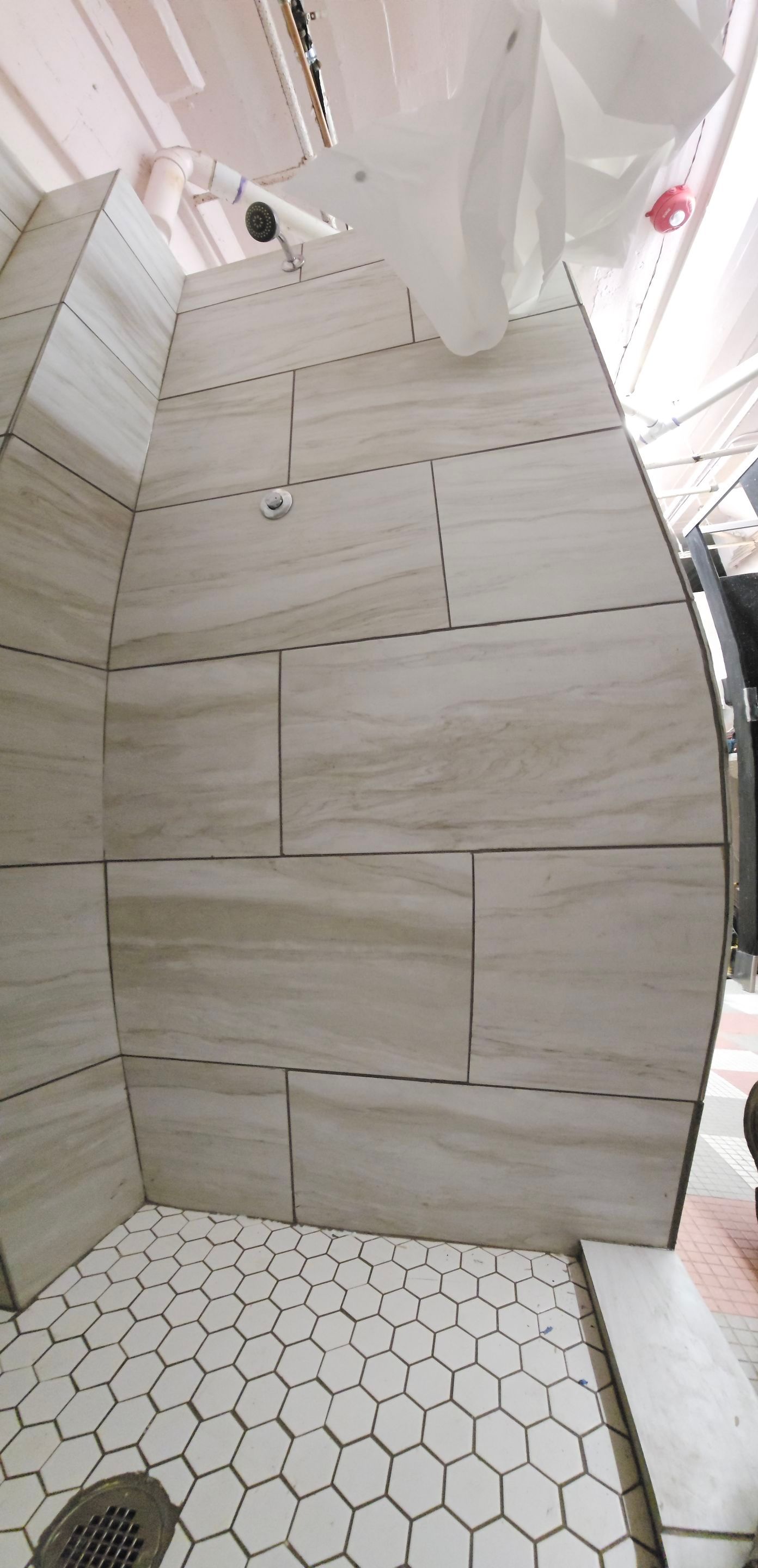 Showers & Storage by EL-GC LLC 