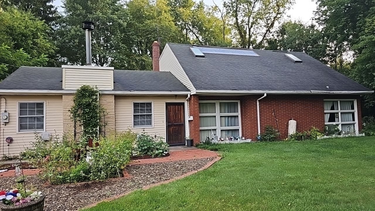 ATLAS PINNACLE COLOR: SCOTCHGARD PEWTER by Eagle Eye Roofing