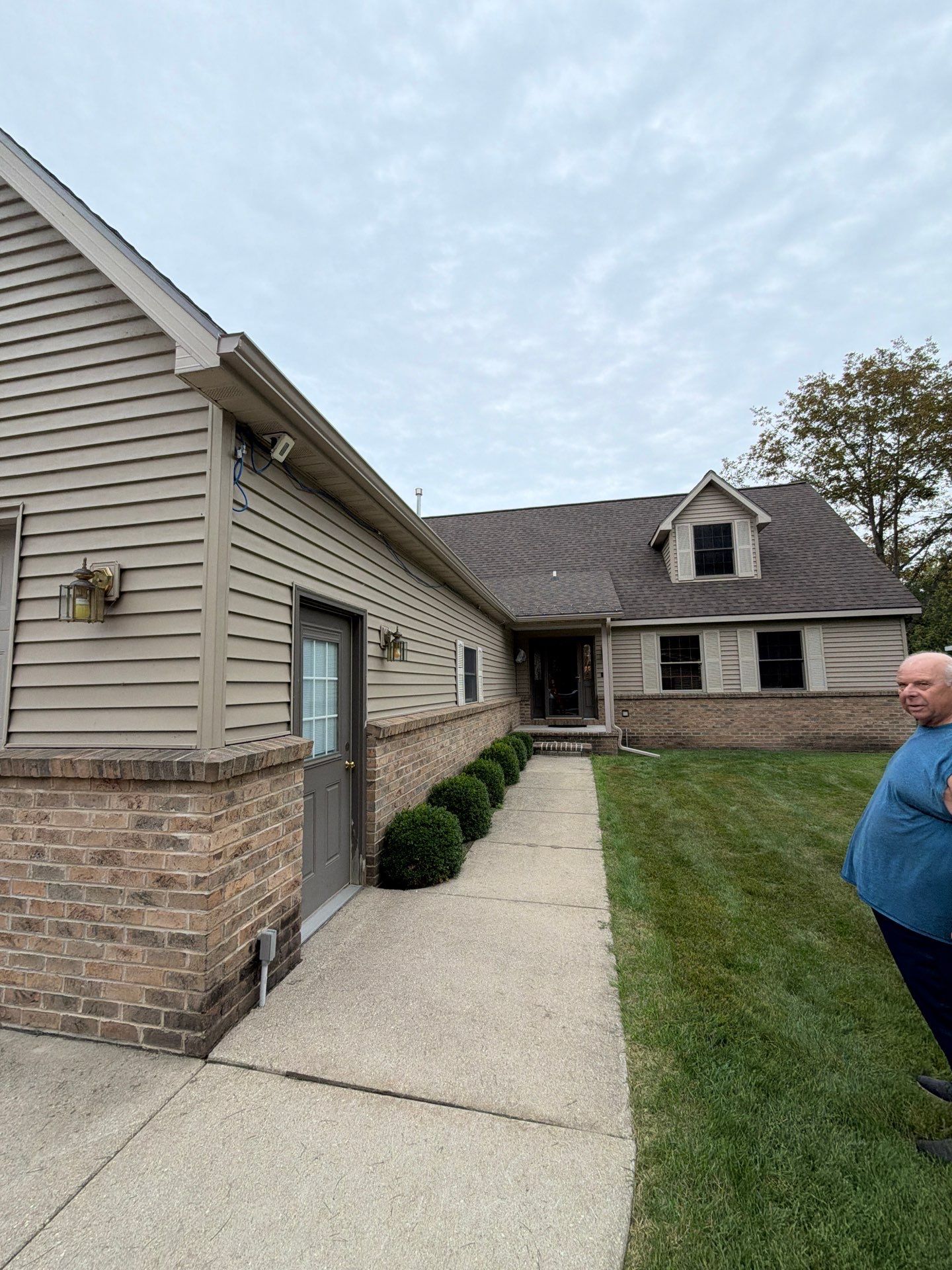 Gutter and Downspout Installation for Indian River Home by Rainbow Seamless Systems