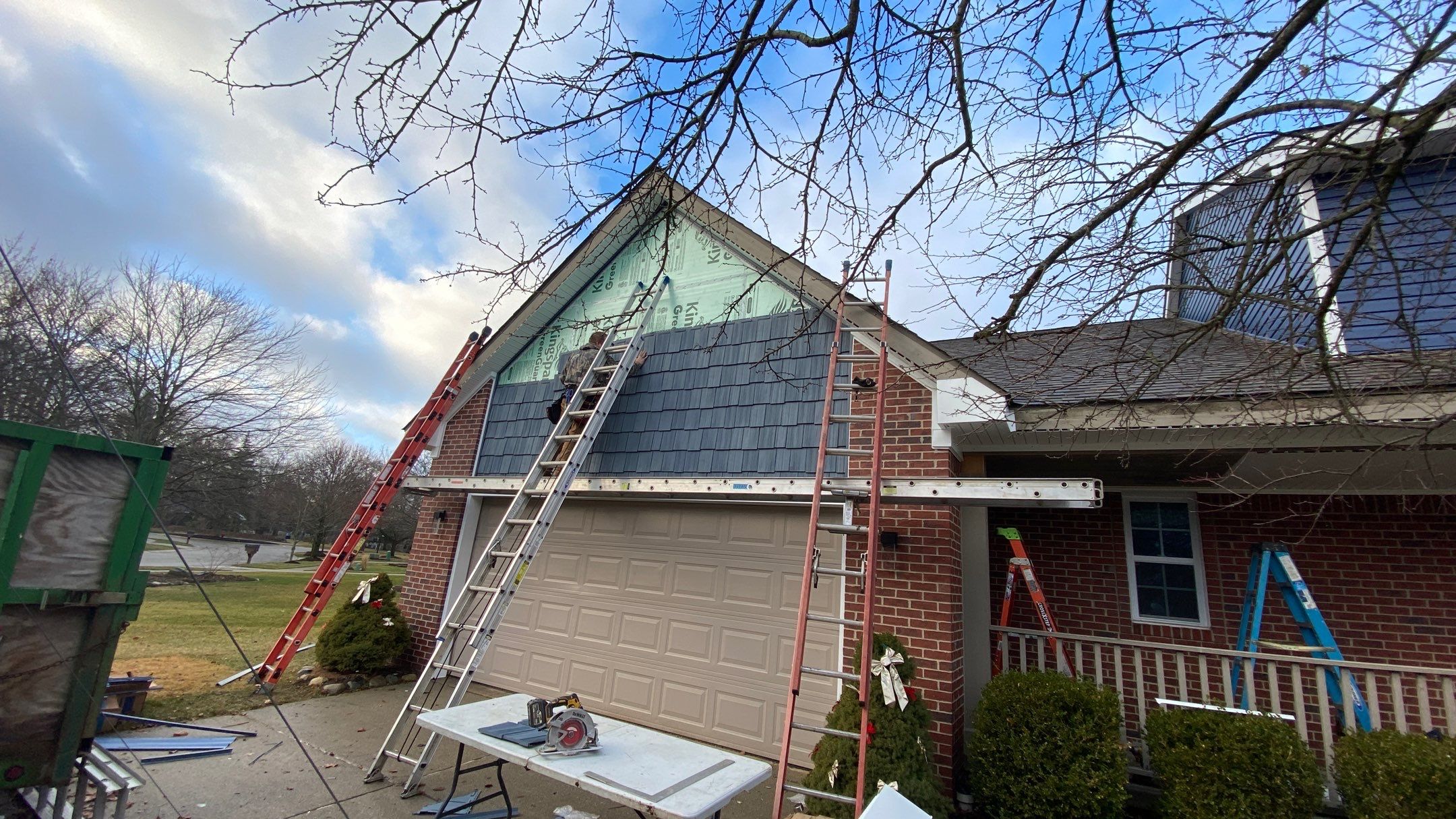 Siding Replacement using CertainTeed Restoration Classis D4 by 180 Contractors
