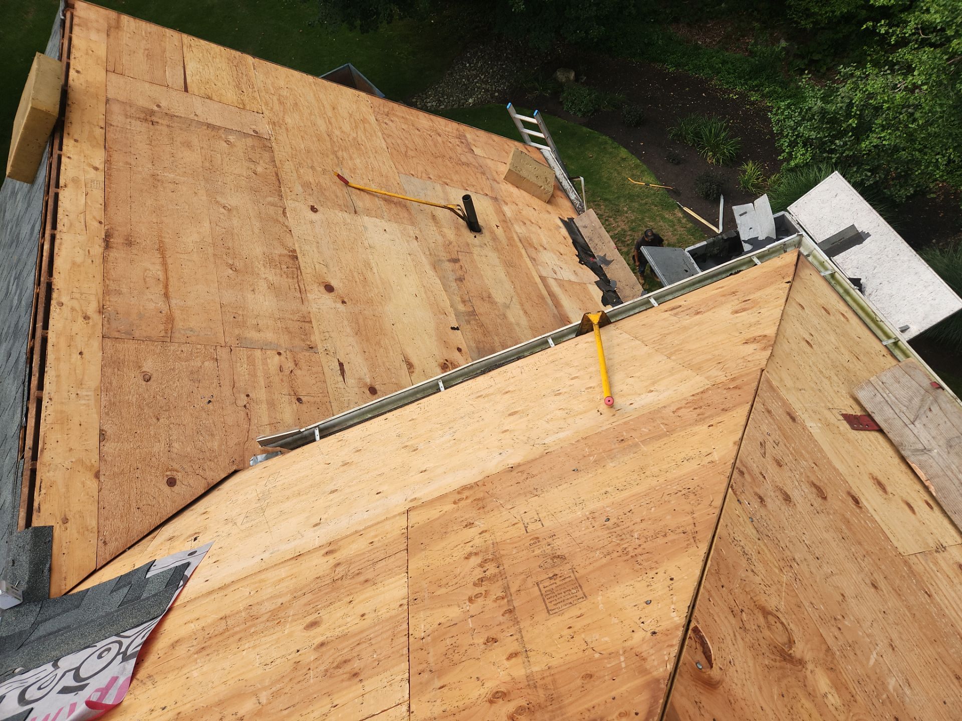 Residential Roofing Installation using Owens Corning TruDefinition Duration - Estate Gray by A Plus Exterior