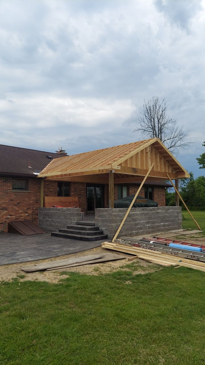 Outdoor Living Addition and Concrete by Ivy Lea Construction