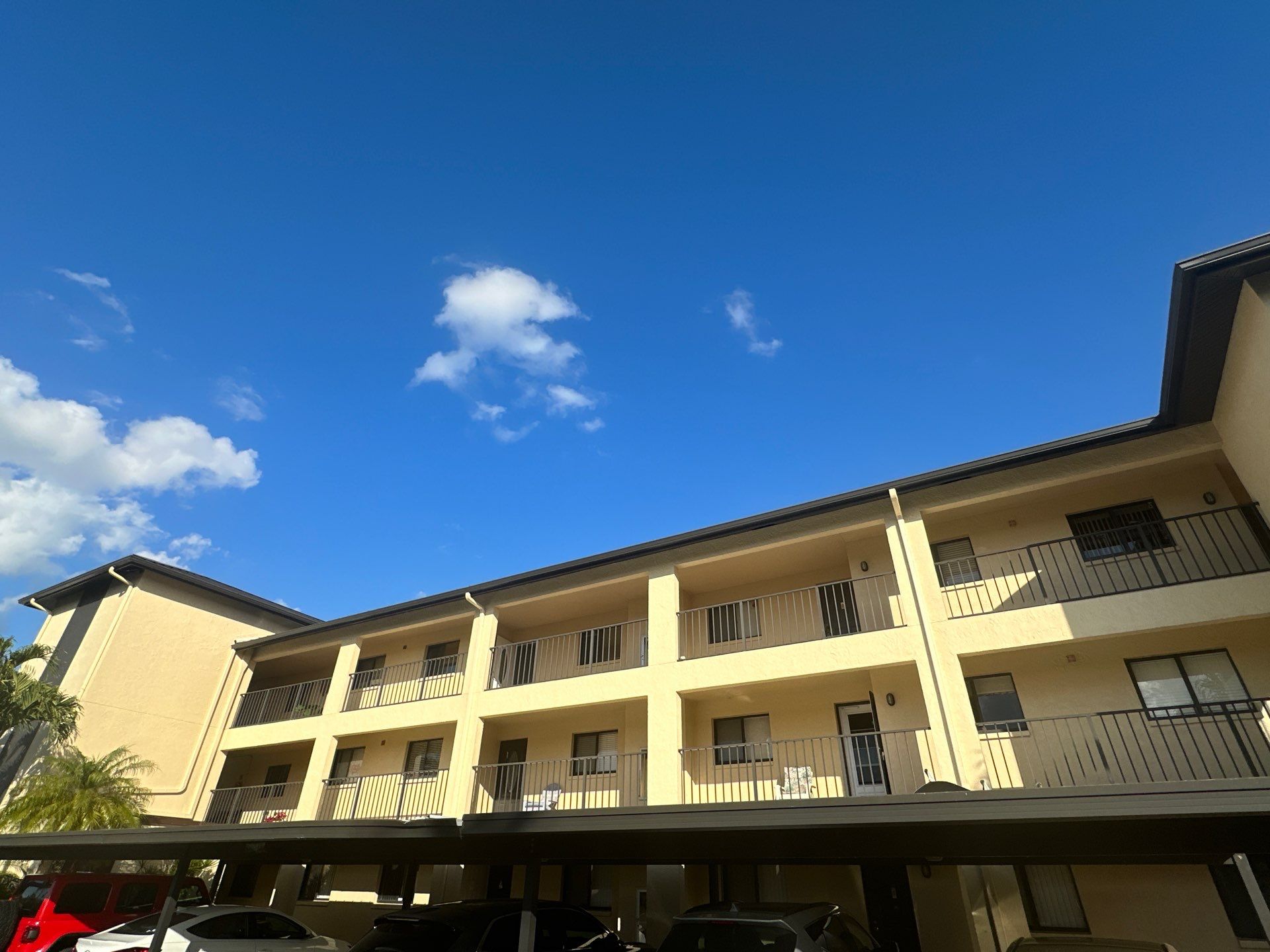 6-Inch Seamless Gutters in Cape Coral FL by Gutter Professors