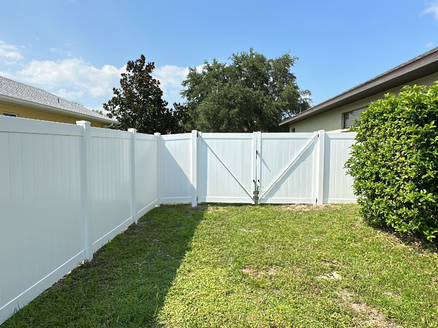 Vinyl Fence Installation using Vinyl Privacy Fence  by Asap fence and gates, LLC