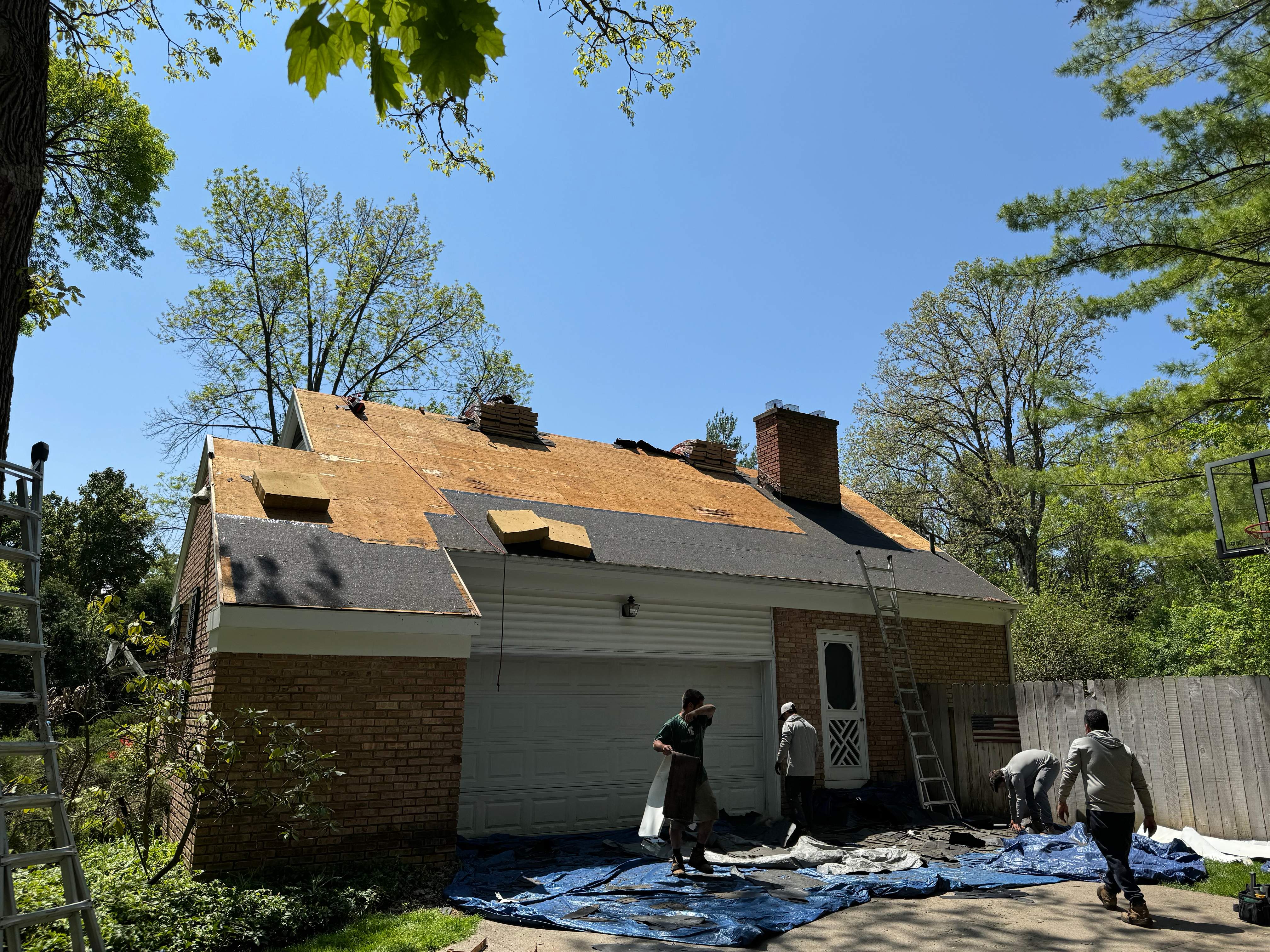 Residential Roofing Installation using Certainteed Landmark ClimateFlex by GRACCO