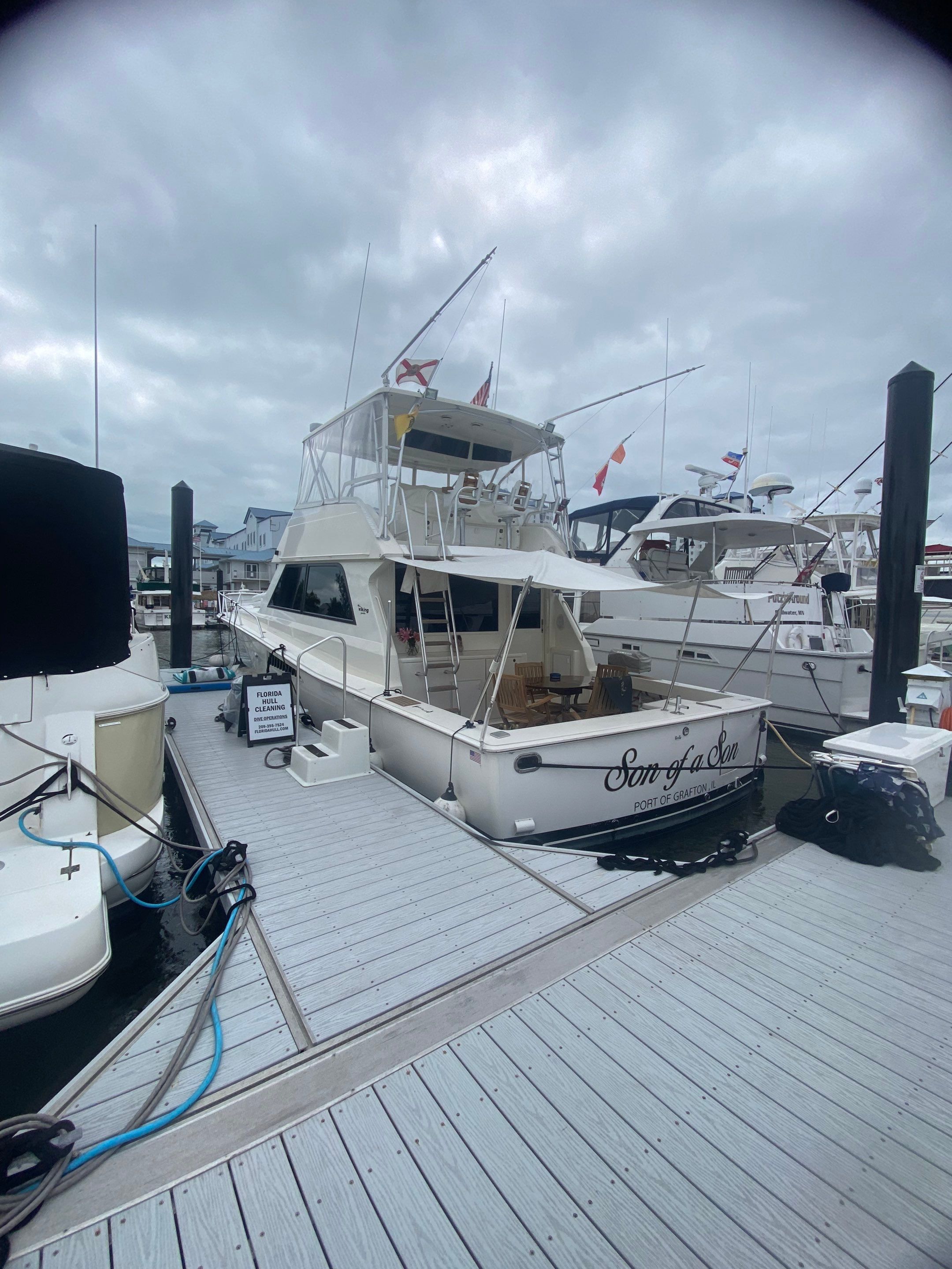 Project in Fort Myers Beach by Florida Hull Cleaning 