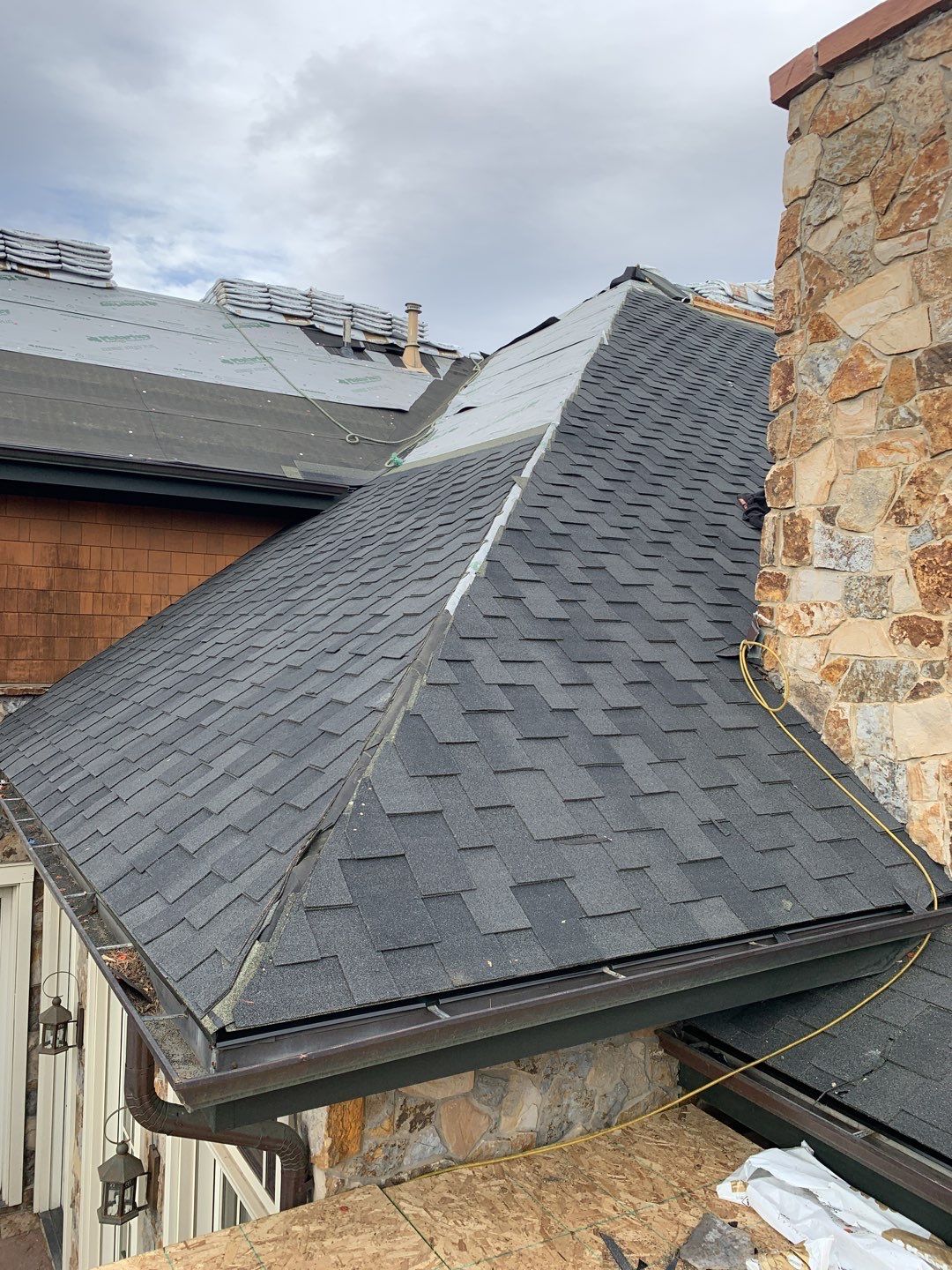 Residential Roofing Installation using Malarkey Windsor by A to Z Roofing