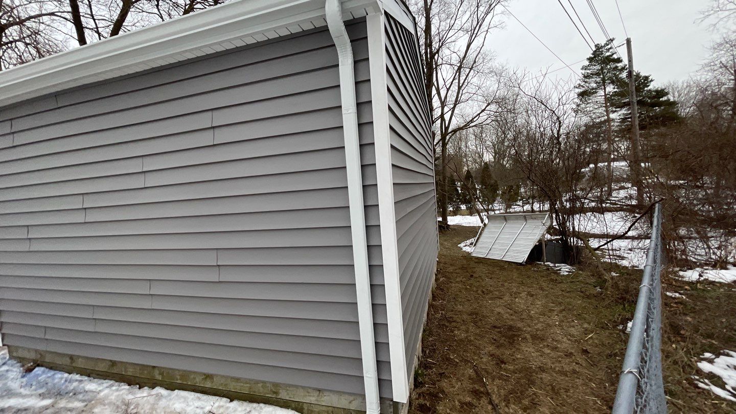 Siding Replacement using Certainteed Monogram D5 by 180 Contractors