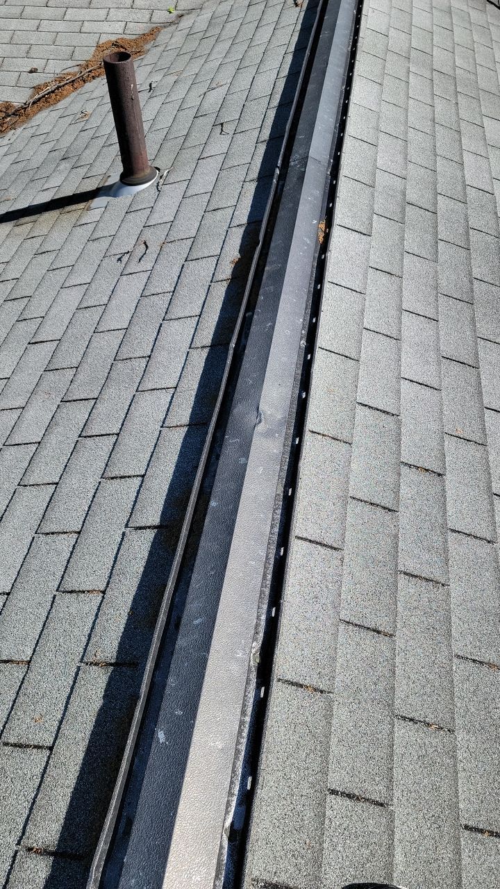 Brand: Atlas Pinnacle Color: Pristine Sunset Drip: White by Eagle Eye Roofing