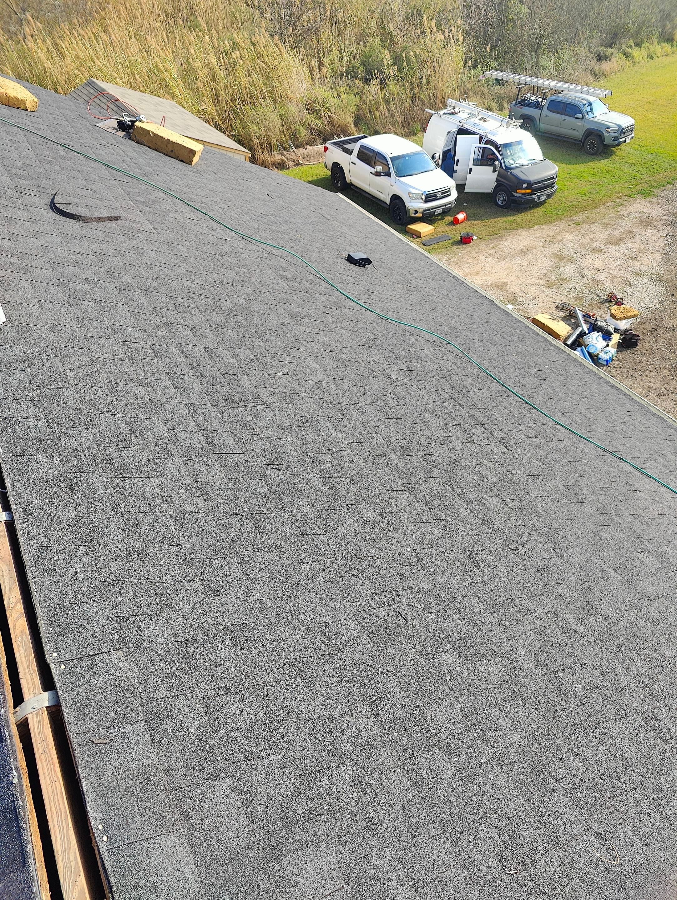 GAF Natural Shadow - Charcoal by Elite Roofing LLC