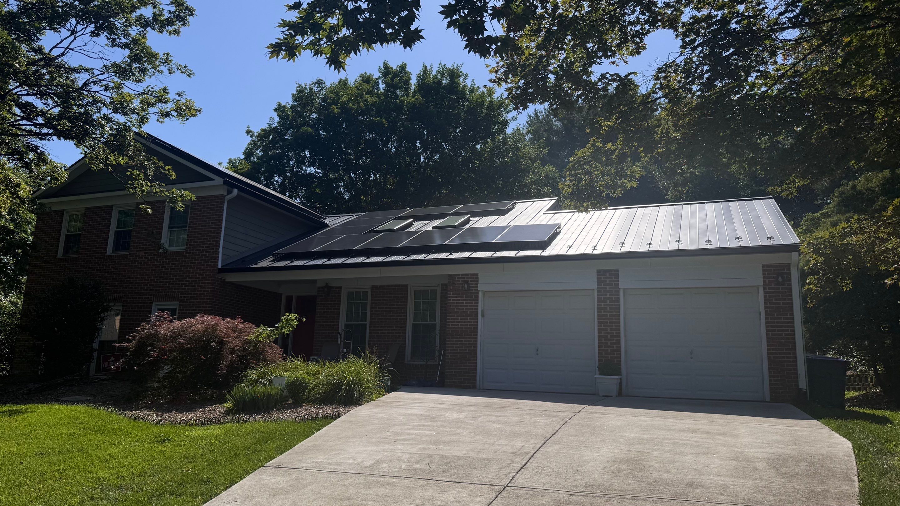 Metal Roof + REC Panels: A Solar Upgrade by American Home Contractors
