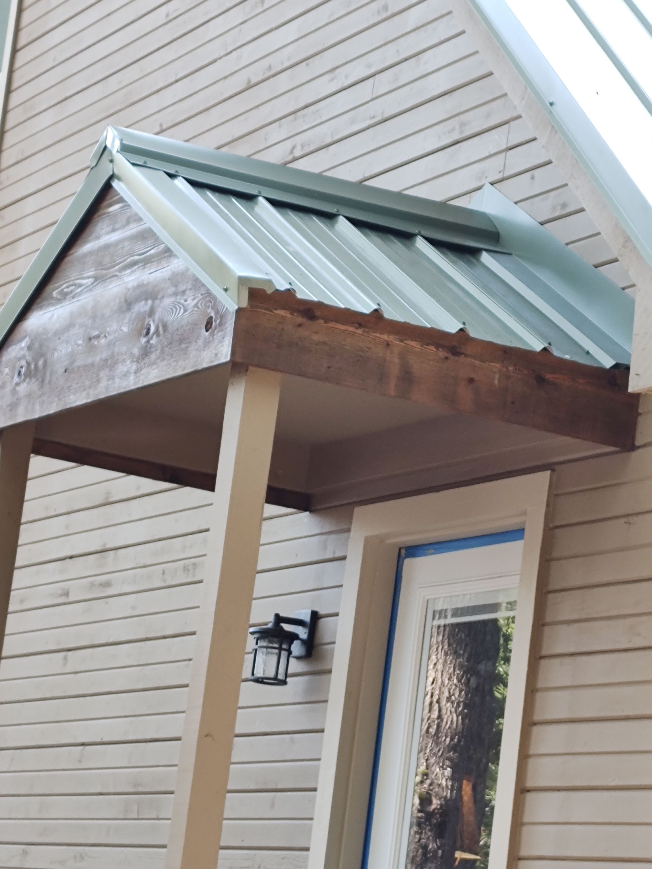 Metal Roof Replacement: 26 GA. Residential Metal Panel by Hostetler Roofing