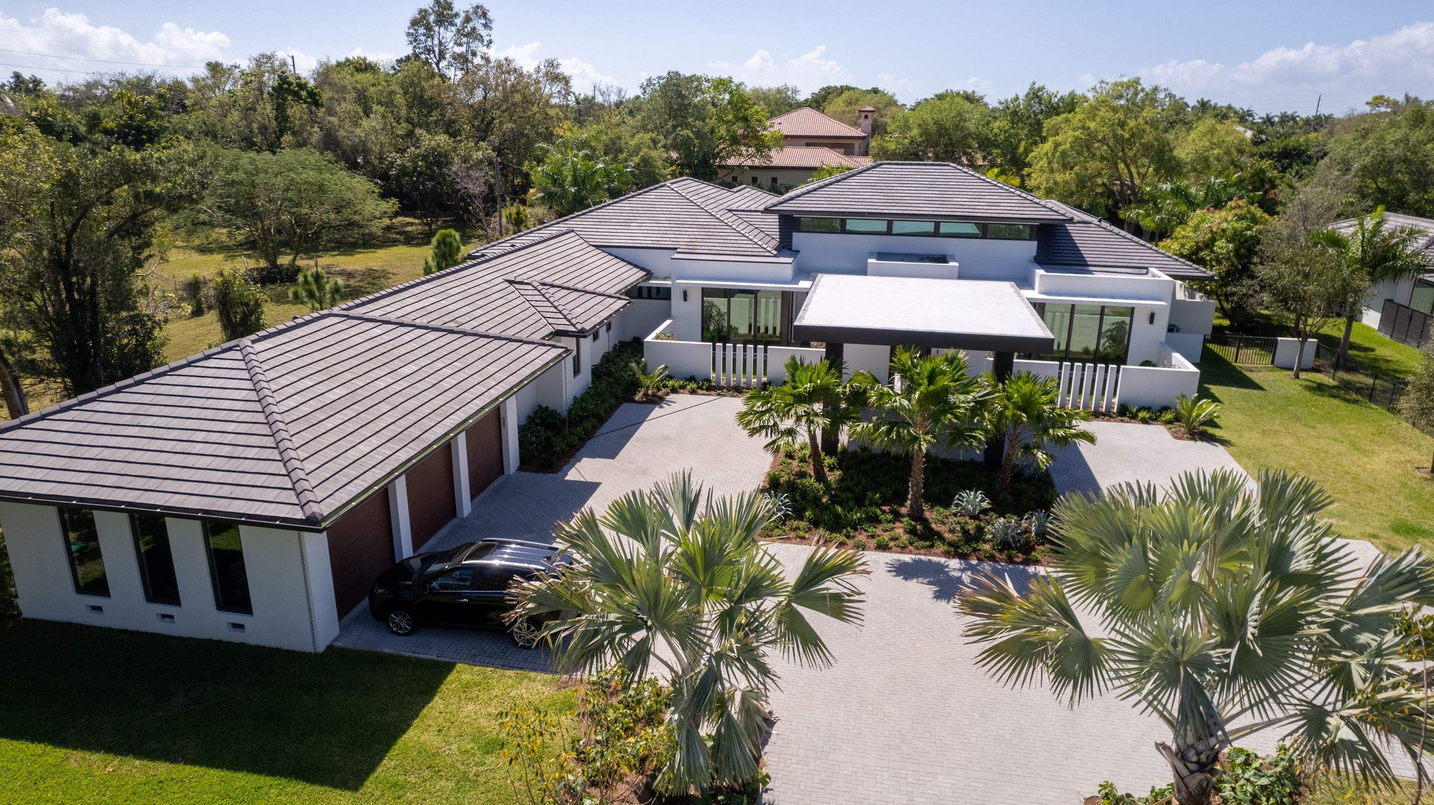 Crown Windsor Slate - Charcoal Black by Istueta Roofing