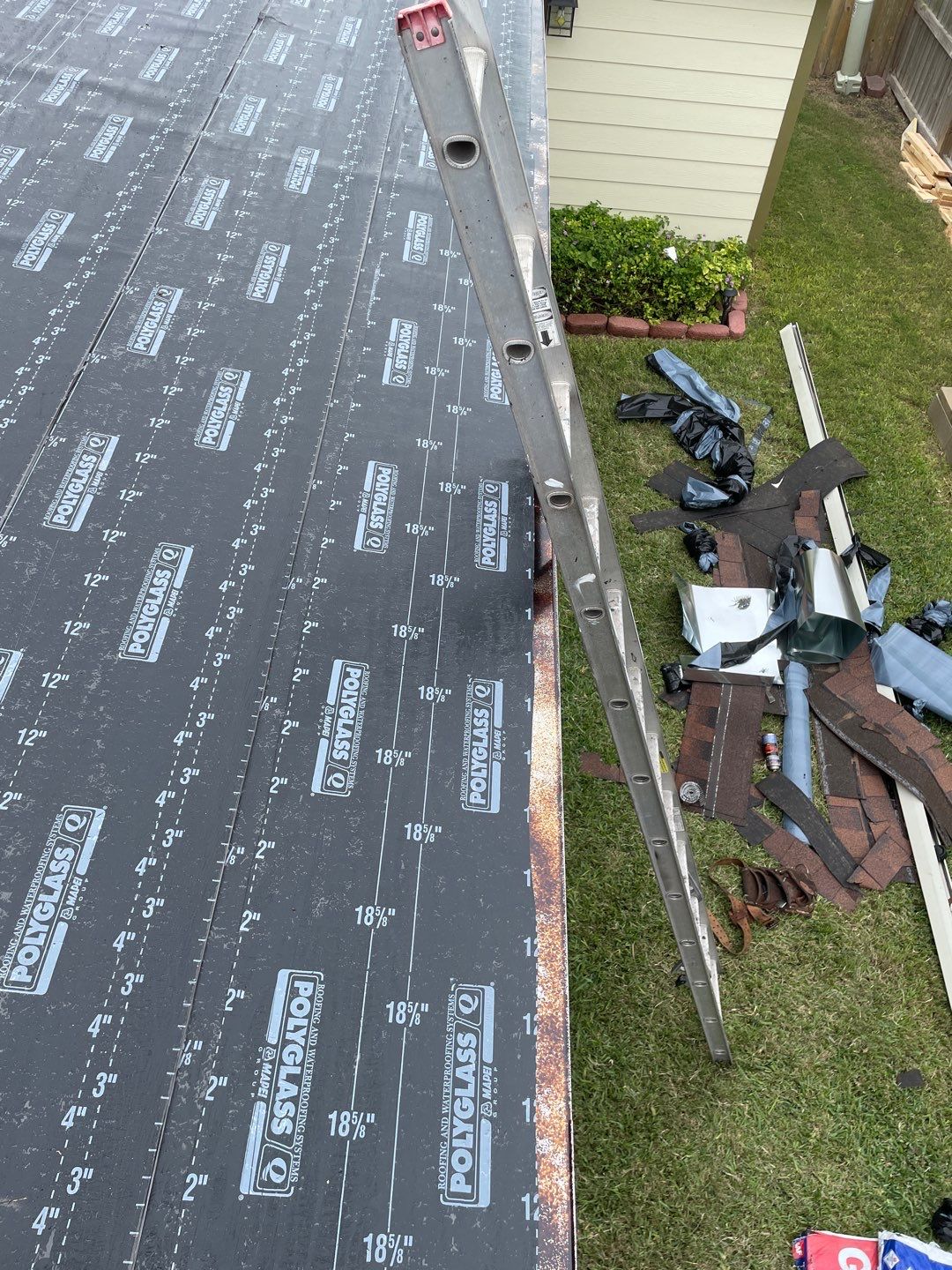 Retirement Shade  by Bayfront Roofing and Construction