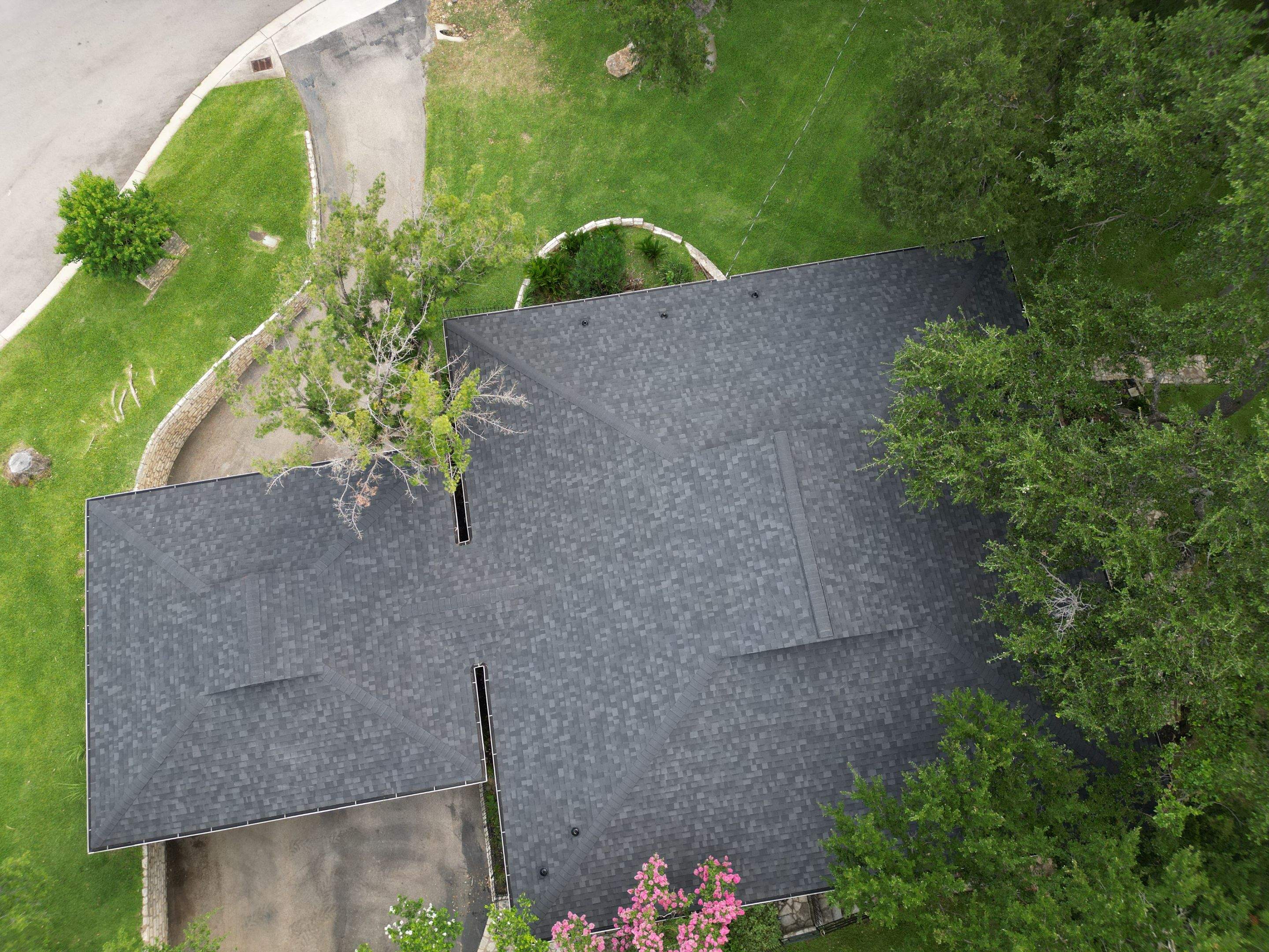 Onyx Black - Owens Corning TruDefinition Duration  by RoofsOnly.com