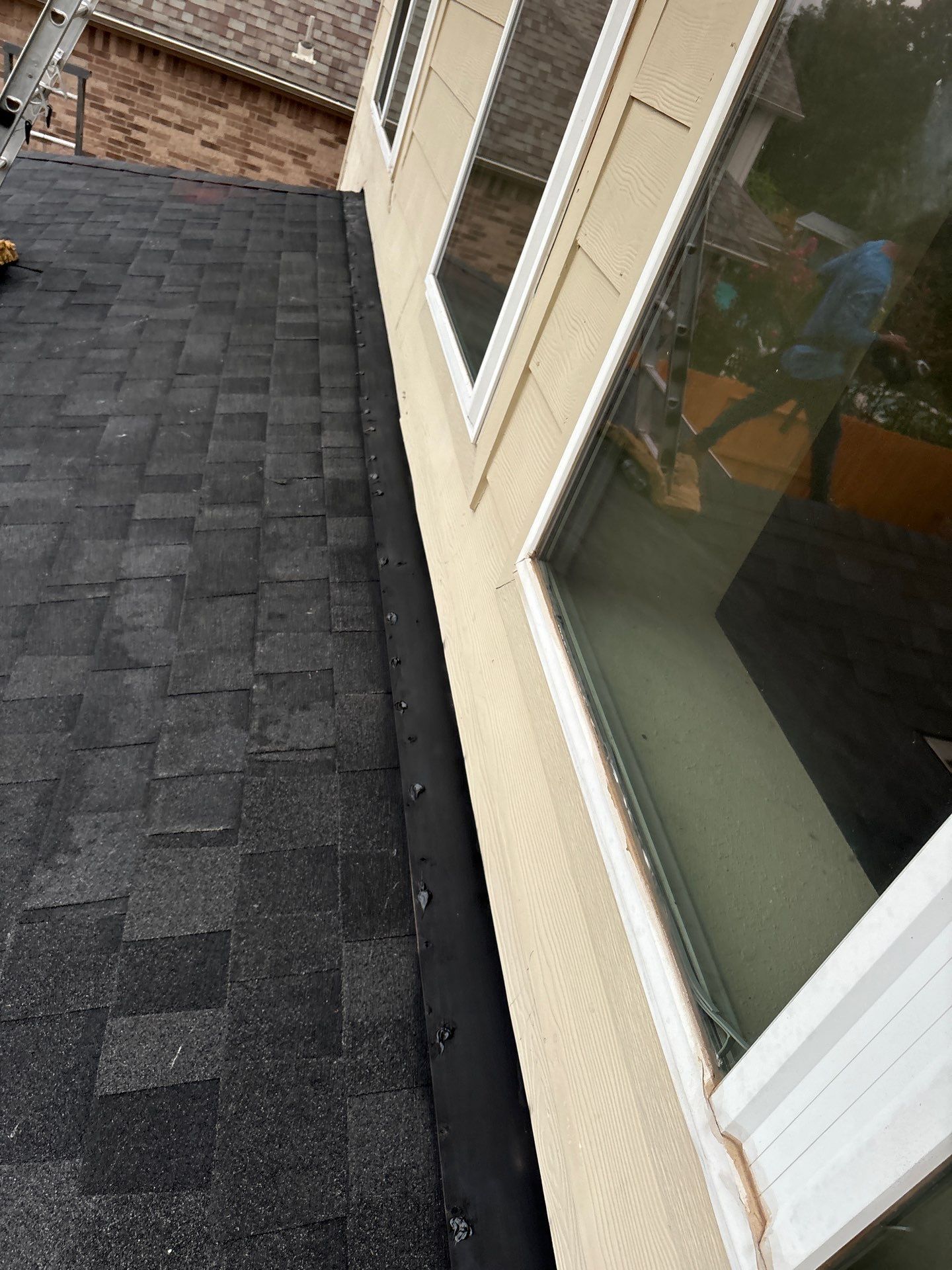 Residential Roofing Installation using Owen's Corning Duration (Lifetime) Shingles by Roof Repair Company