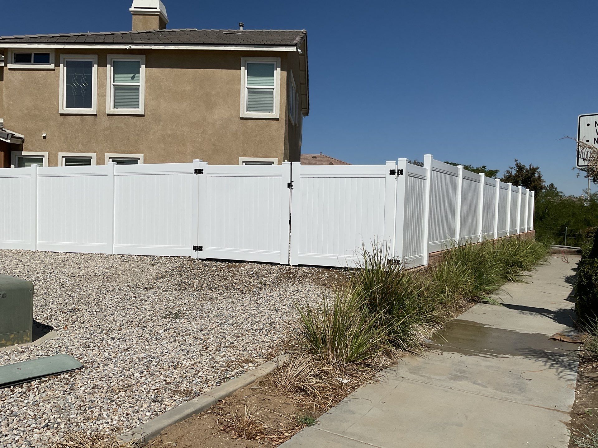 Fence Installation using Vinyl by Fence Guys Inc.