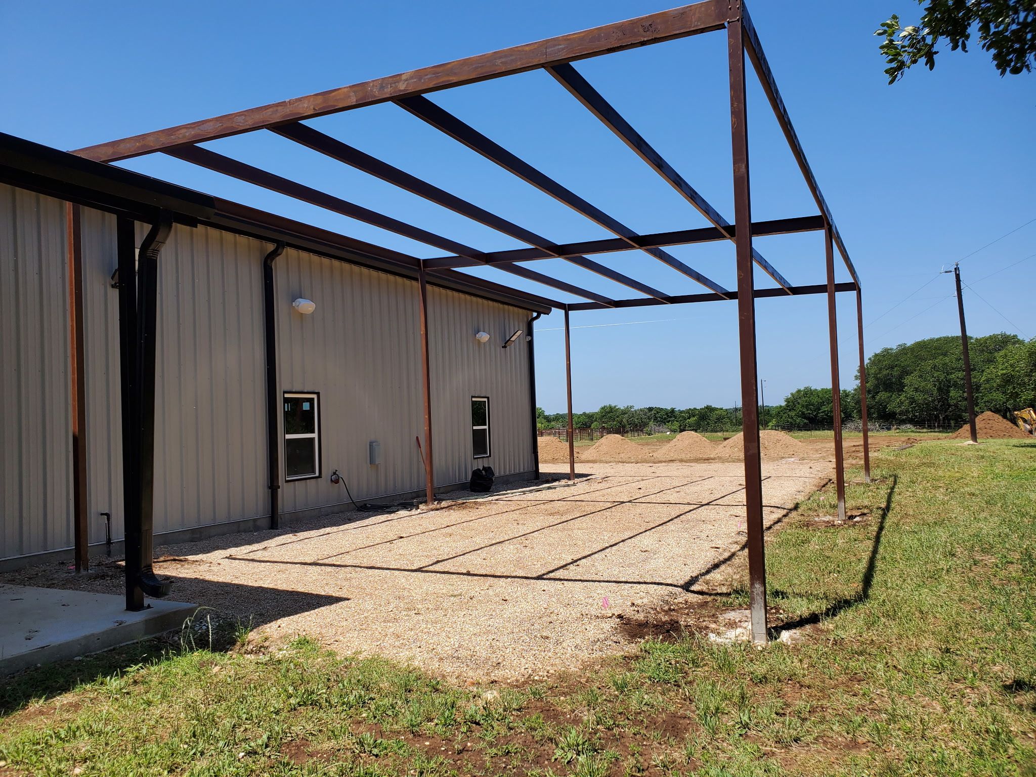 Carports, Metal Patio Covers, Barns, Shops, and more by REPS Austin Area Roofer