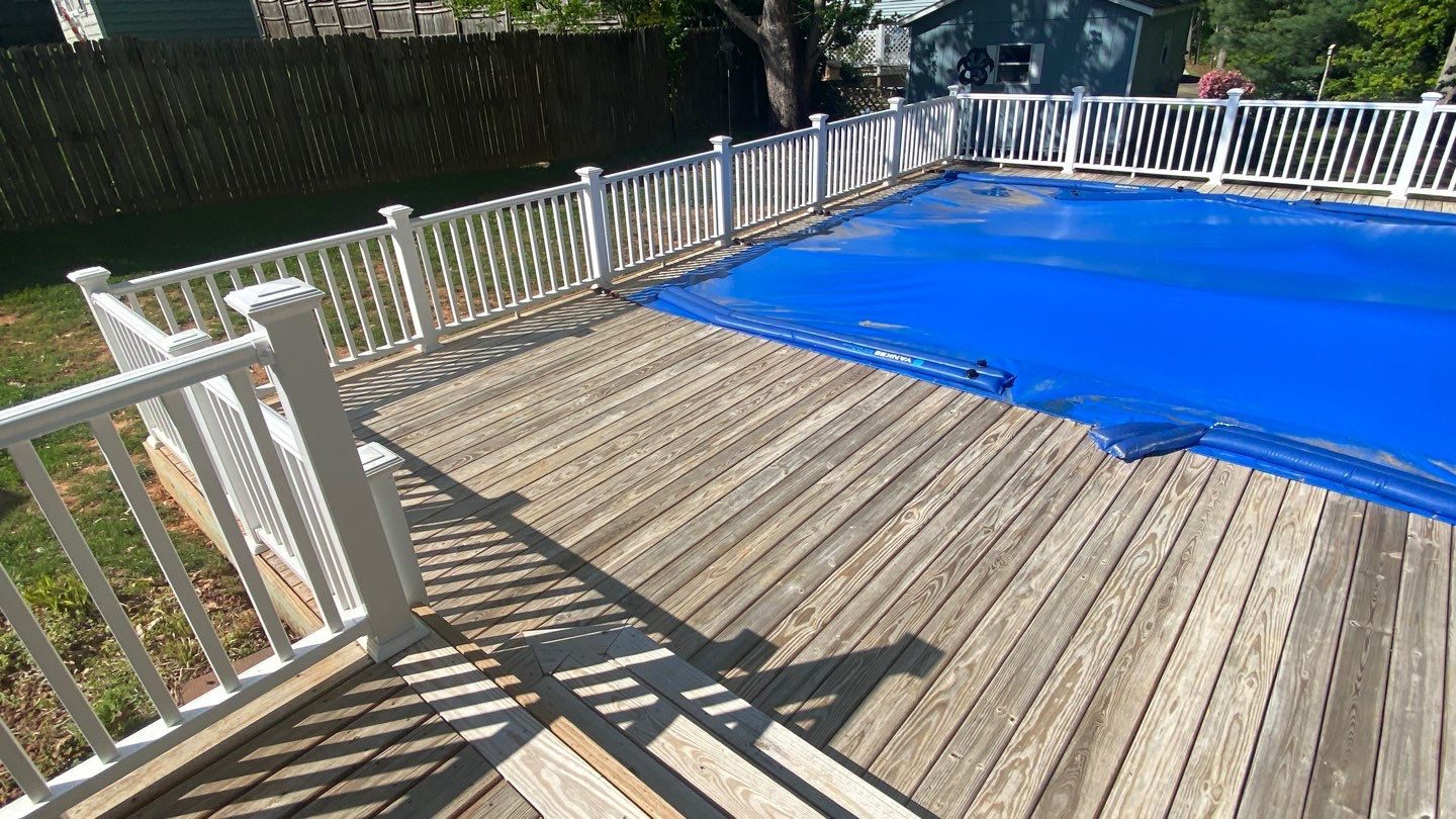 Deck using Wood Sealant by DuraSeal