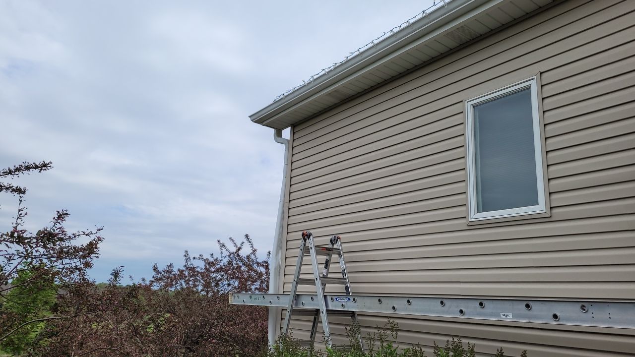 Residential Re-Roof using Landmark Shingles by White Castle Roofing