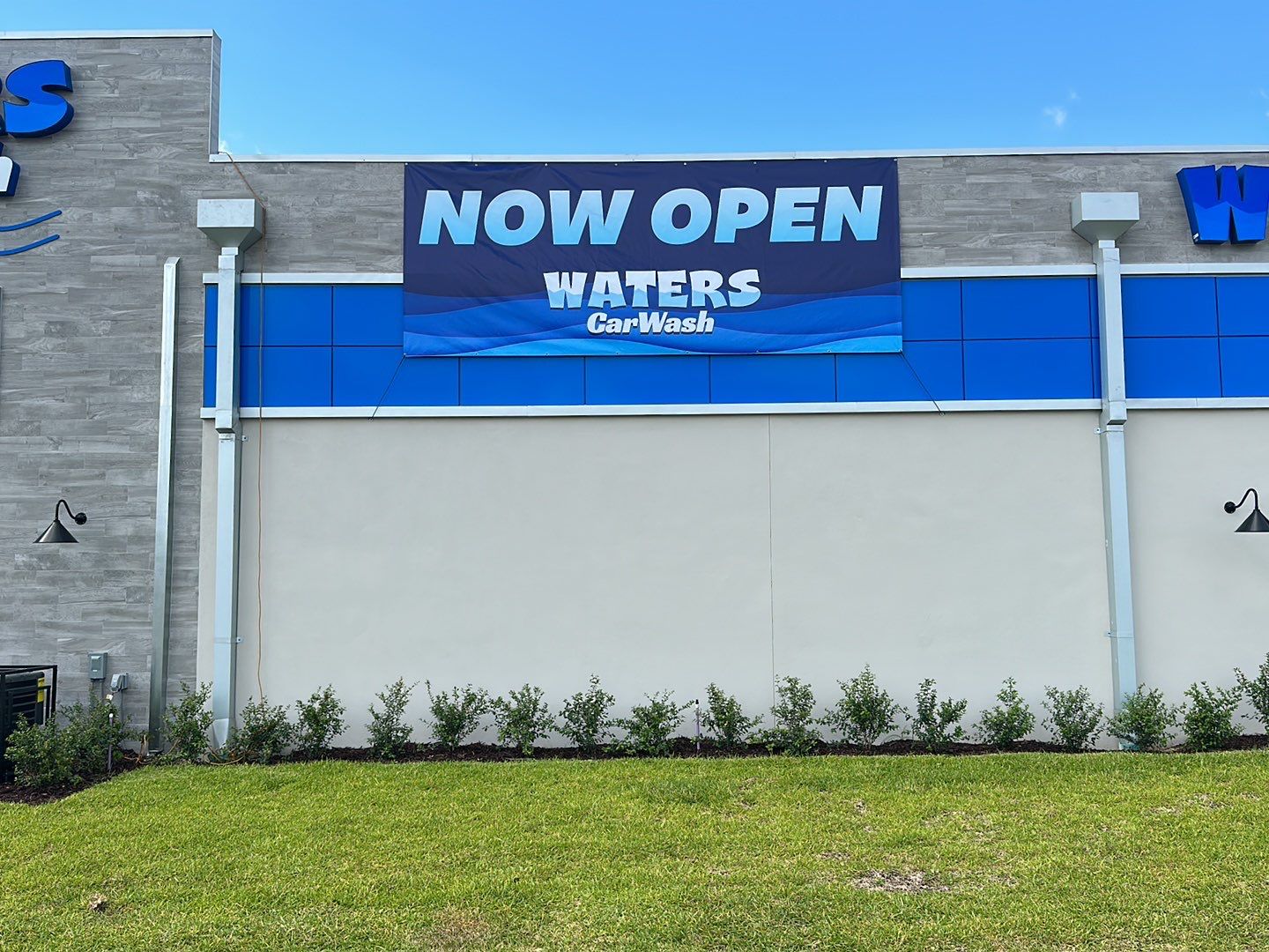 Pylon Sign and Channel Letters for Waters Car Wash by SignCrafters