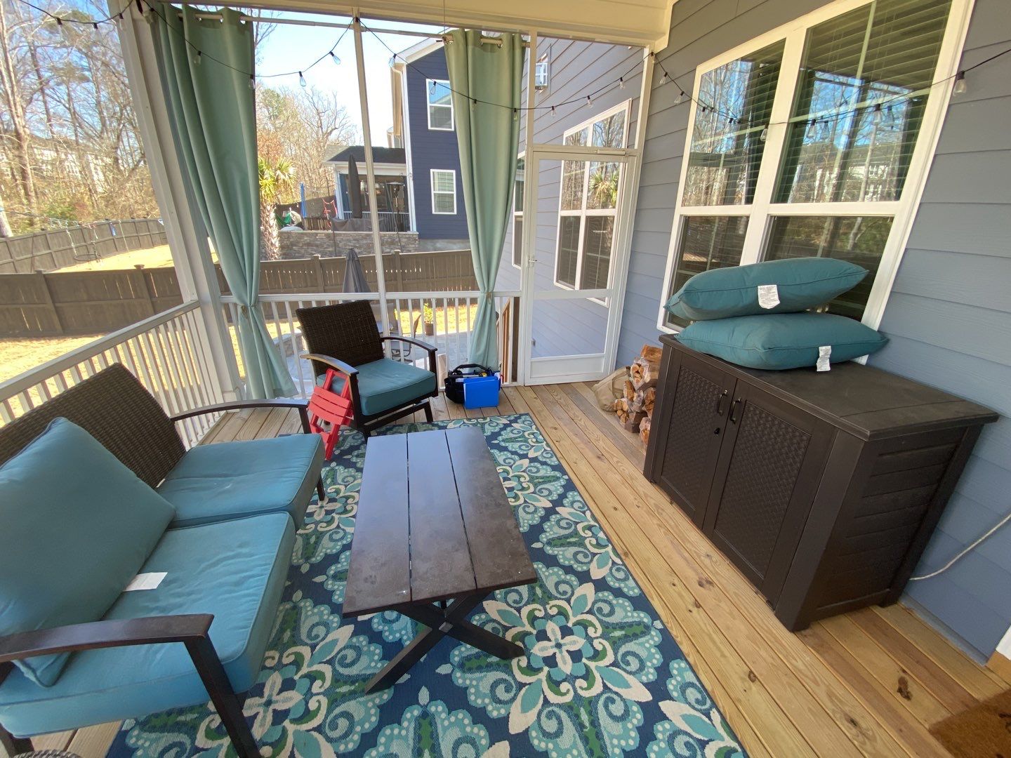 Screened Porch using Wood Sealant by DuraSeal