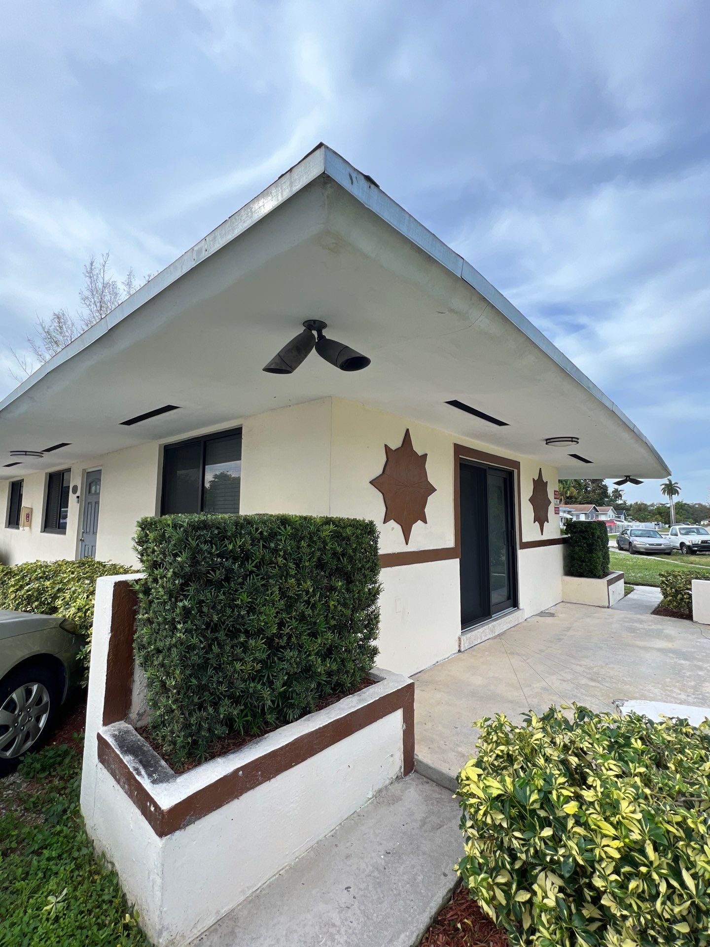 Multifamily Building - Miami - 40 Year Inspection by Souffront Construction & Engineering