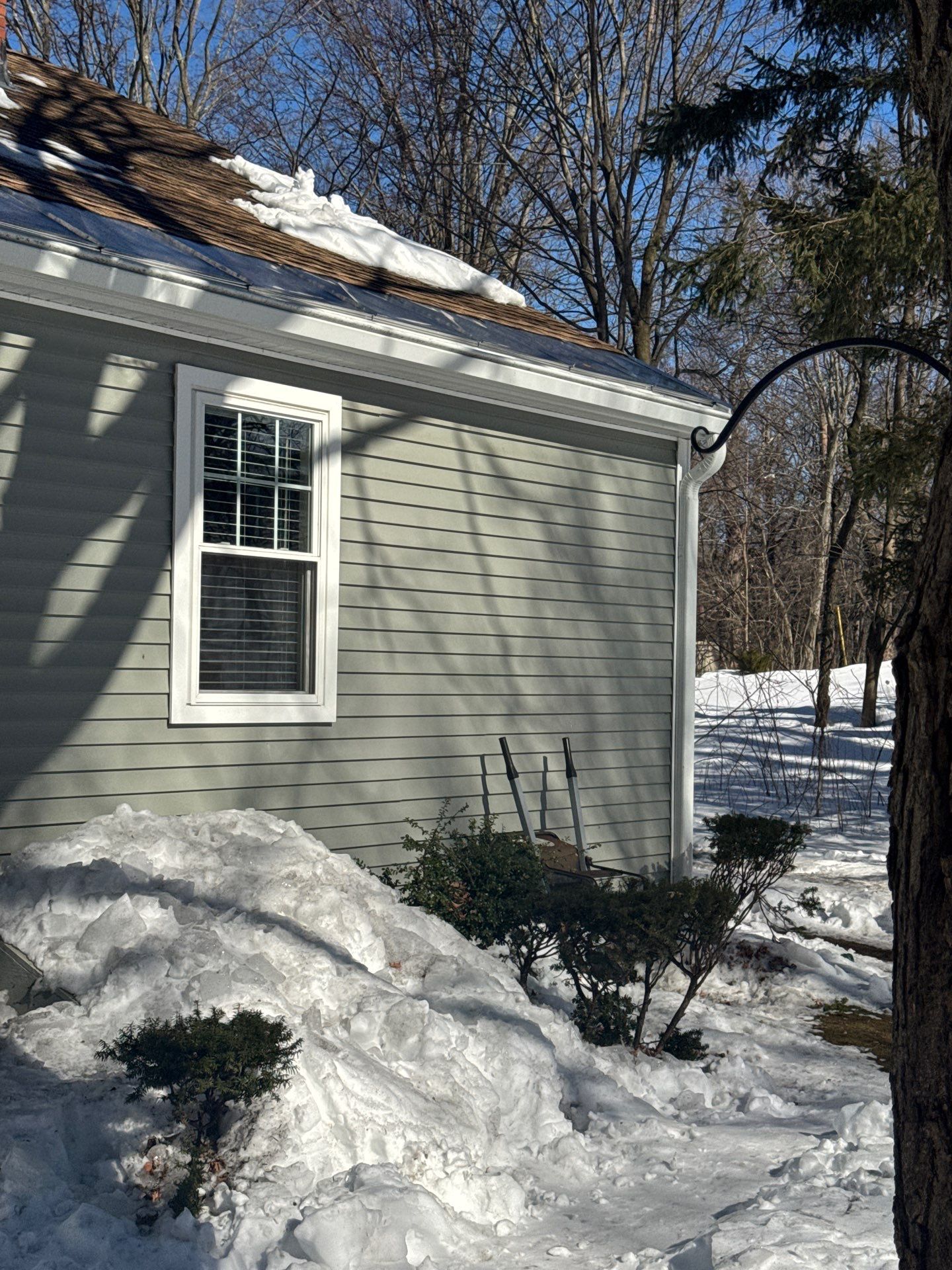 Snow/Ice Belt & Ice Dam Removal Project in Woburn by Mighty Dog Roofing of Greater Middlesex County