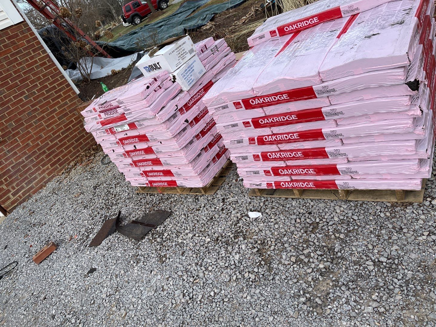 Residential Roofing Installation using Owens Corning Oakridge Roofing System by Undersun Roofing 